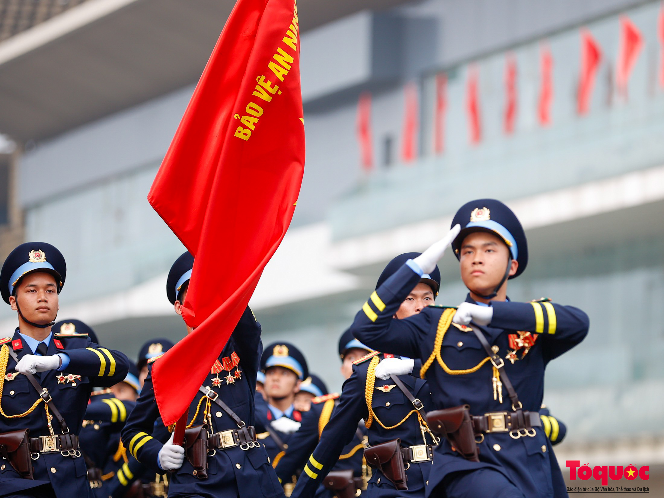 Chùm ảnh: Lễ kỷ niệm 50 năm Ngày truyền thống lực lượng Cảnh sát Cơ động - Ảnh 10.