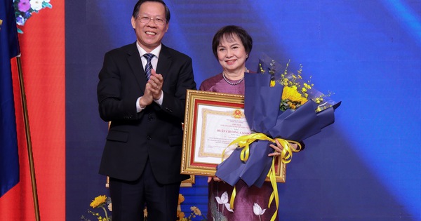 PNJ và bà Cao Thị Ngọc Dung vinh dự nhận Huân chương Lao động hạng Nhất - Ảnh 1.