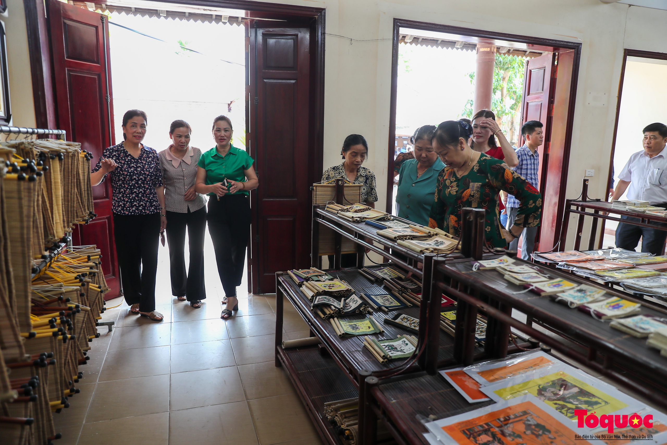 Khánh thành nhà trưng bày tranh dân gian Đông Hồ tư nhân đầu tiên ở Việt Nam - Ảnh 15.
