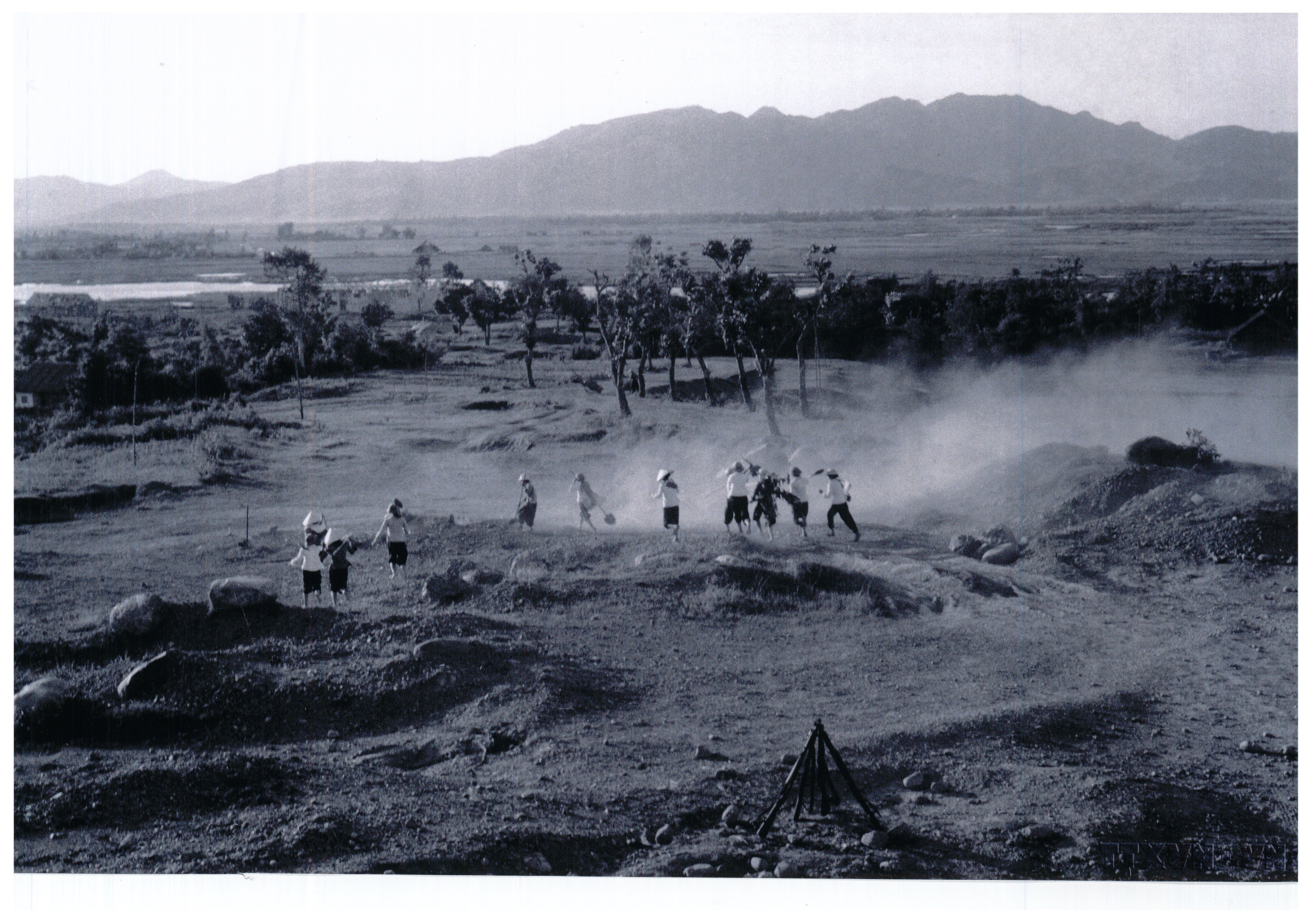 100 φωτογραφίες του  100 hình ảnh về "Đường Trường Sơn - Đường Hồ Chí Minh huyền thoại"  - Ảnh 4.