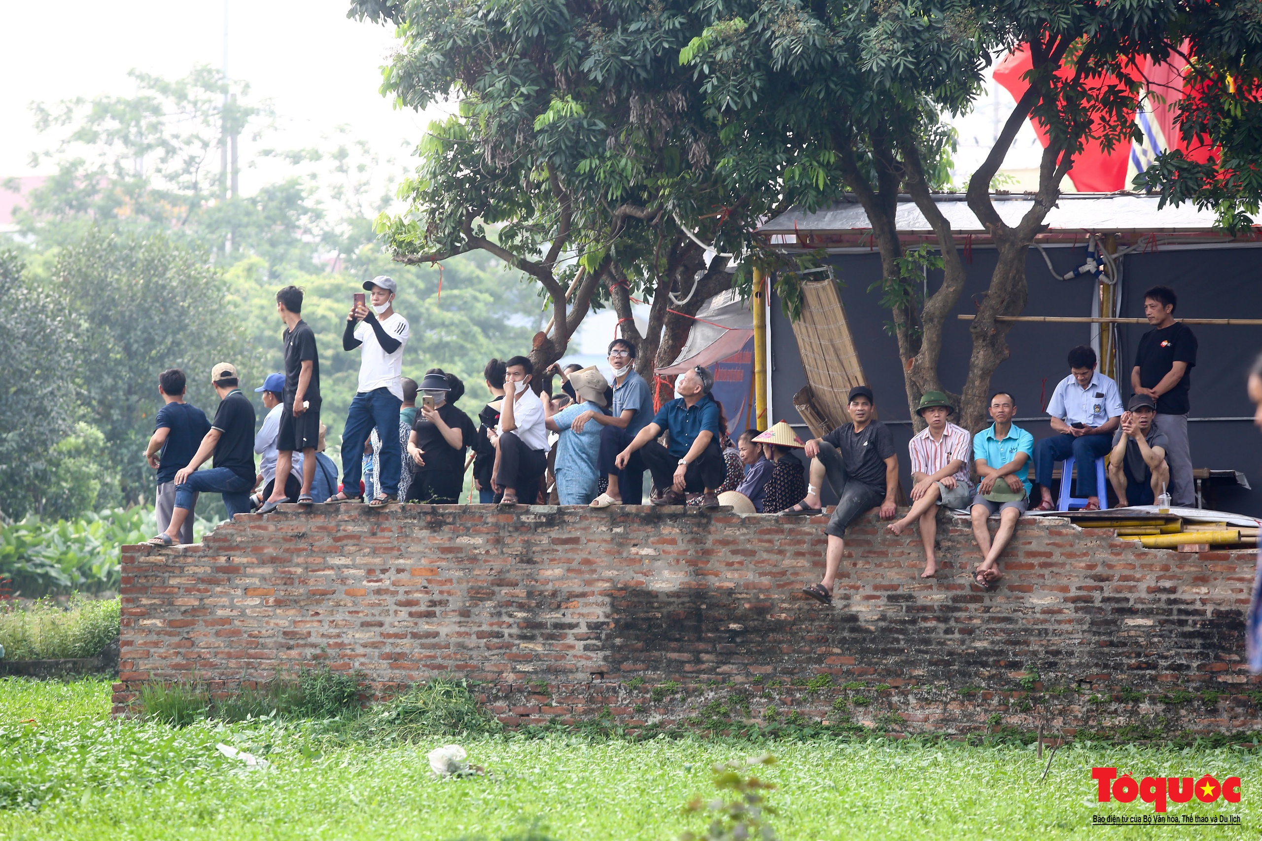 Màn thi đấu gay cấn tại lễ hội thi thả diều 'ngàn năm tuổi' ở làng Bá Dương Nội - Ảnh 17.