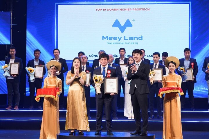 Meey Land đạt Top 10 Doanh nghiệp Công nghệ số xuất sắc Việt Nam 2023 - Ảnh 2.