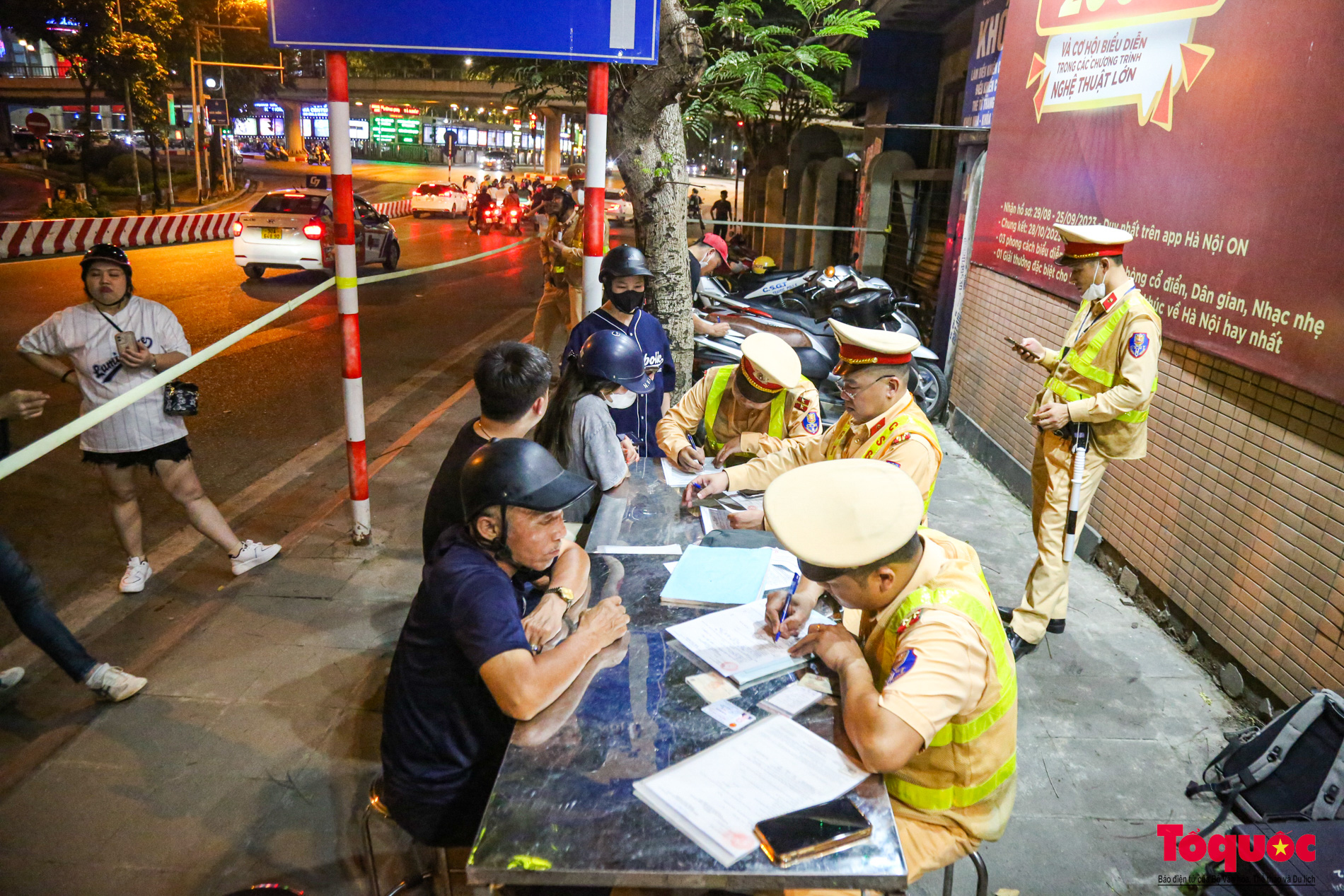 Liên hoan gặp mặt dịp nghỉ lễ, nhiều tài xê vi phạm nồng độ cồn vượt mức cao - Ảnh 9.