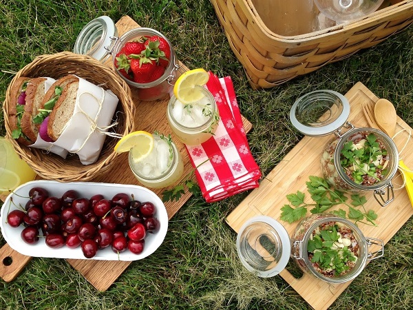5 món đồ không thể thiếu khi đi picnic, &quot;note&quot; lại ngay để không quên trước quên sau, giúp chuyến dã ngoại suôn sẻ và chất lượng - Ảnh 4.