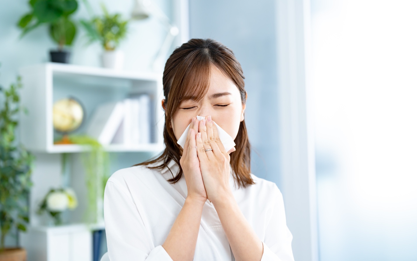 Phân biệt viêm mũi dị ứng với các bệnh về hô hấp khác - Ảnh 1.