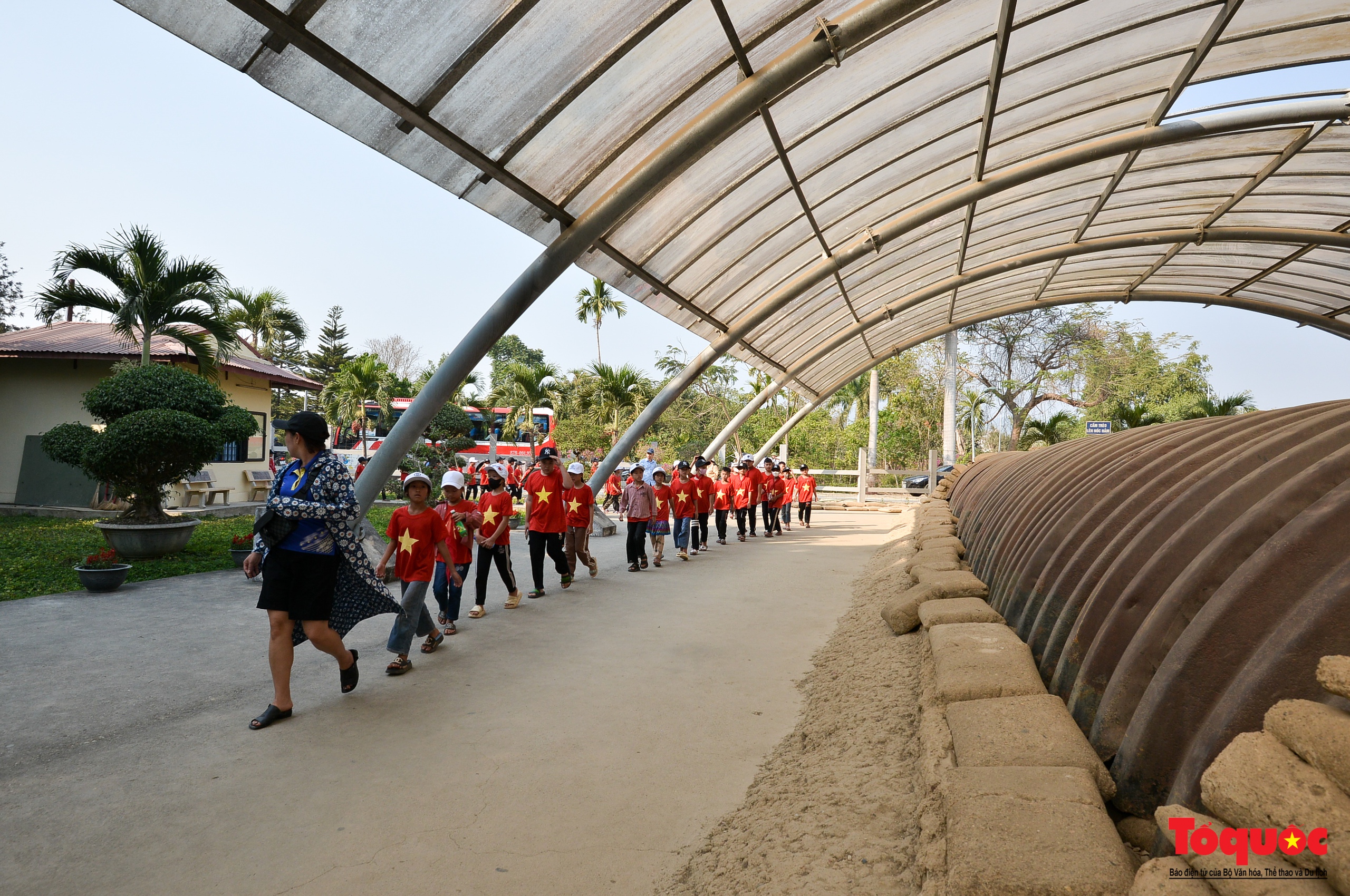 Tới căn hầm đặc biệt ở Điện Biên Phủ, nơi bắt sống tướng Đờ Cát cách đây 70 năm - Ảnh 13.
