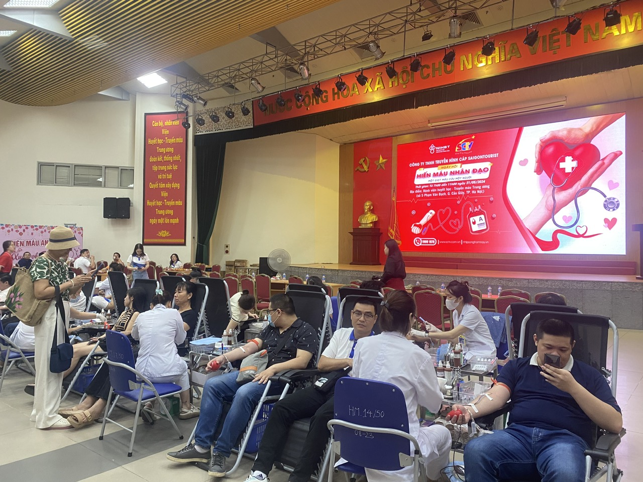 Tưng bừng Ngày hội hiến máu nhân đạo SCTV KV TP. Hà Nội năm 2024 - Ảnh 5.