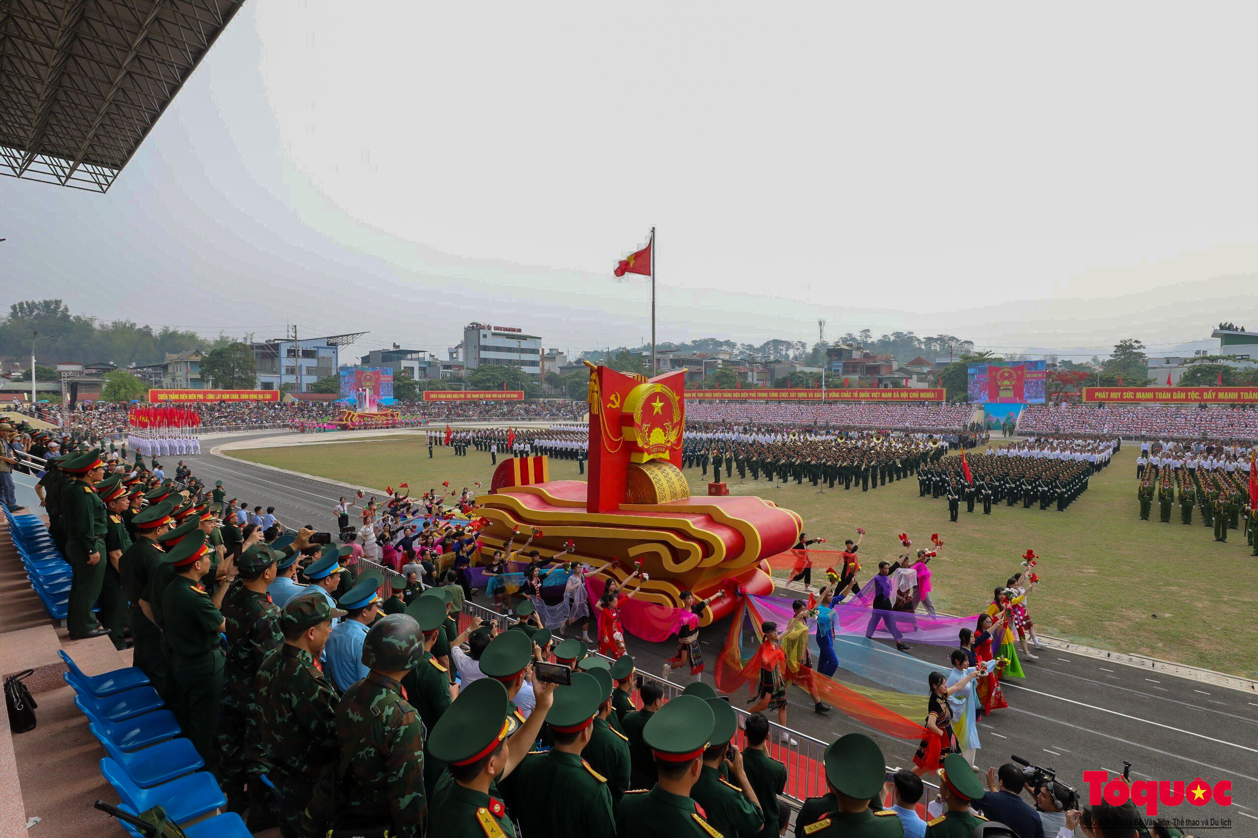 Toàn cảnh sơ duyệt Lễ diễu binh kỷ niệm 70 năm chiến thắng Điện Biên Phủ - Ảnh 3.
