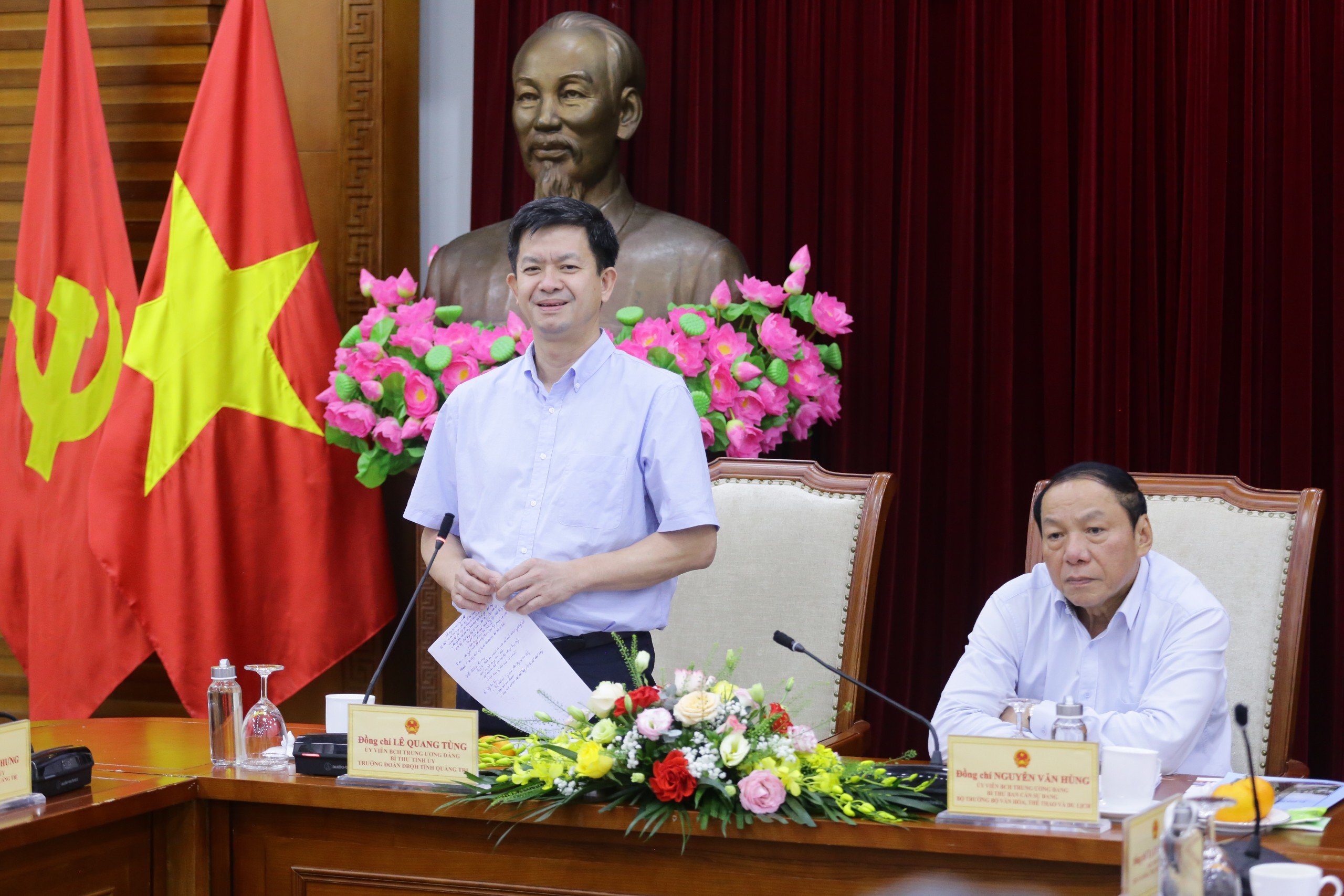 Bộ trưởng Nguyễn Văn Hùng: Biến tiềm năng về văn hóa, truyền thống lịch sử hào hùng của &quot;Vùng đất lửa&quot; Quảng Trị trở thành sản phẩm du lịch đặc sắc, xứng tầm - Ảnh 5.