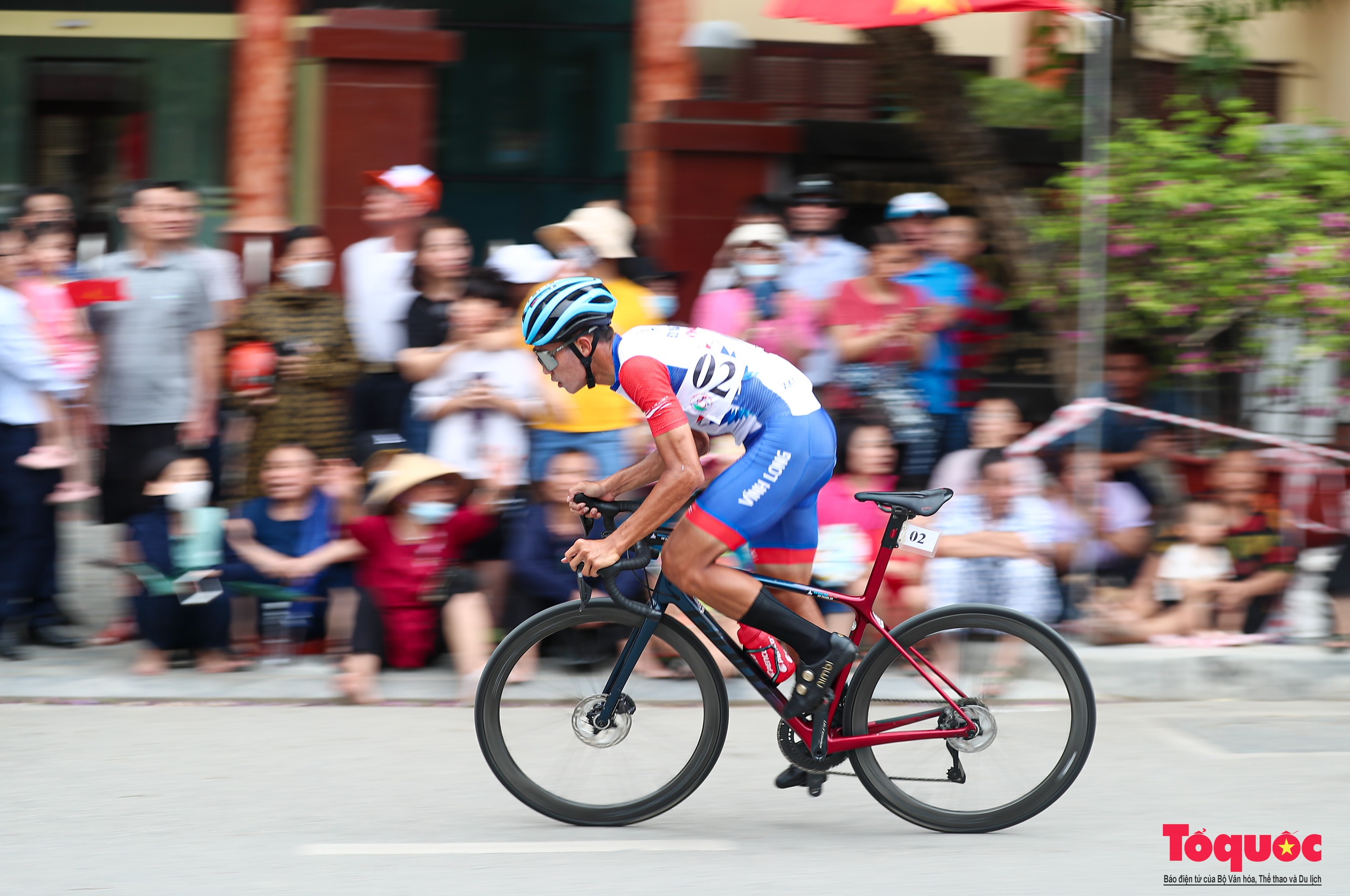Giải đua xe đạp Về Điện Biên Phủ 2024: Tay đua trẻ Phạm Lê Xuân Lộc lập siêu kỉ lục chung cuộc - Ảnh 5.
