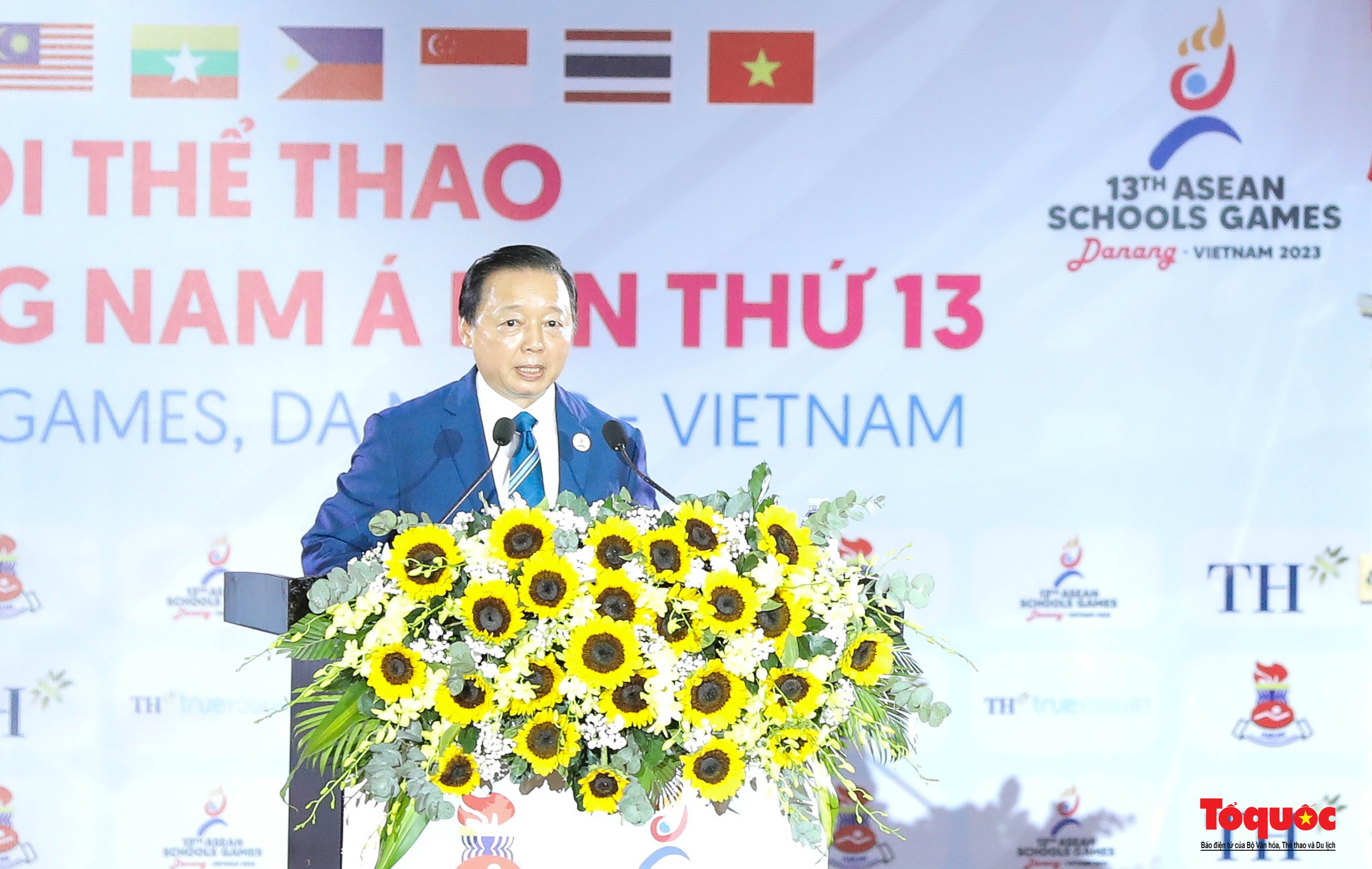 Khai mạc Đại hội Thể thao học sinh Đông Nam Á lần thứ 13: Kết nối cùng tỏa sáng - Ảnh 2.