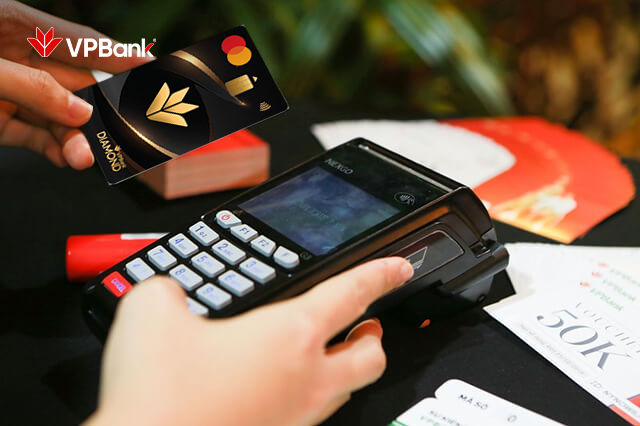 VPBank đứng đầu thị trường về tổng doanh số sử dụng thẻ tín dụng - Ảnh 1.