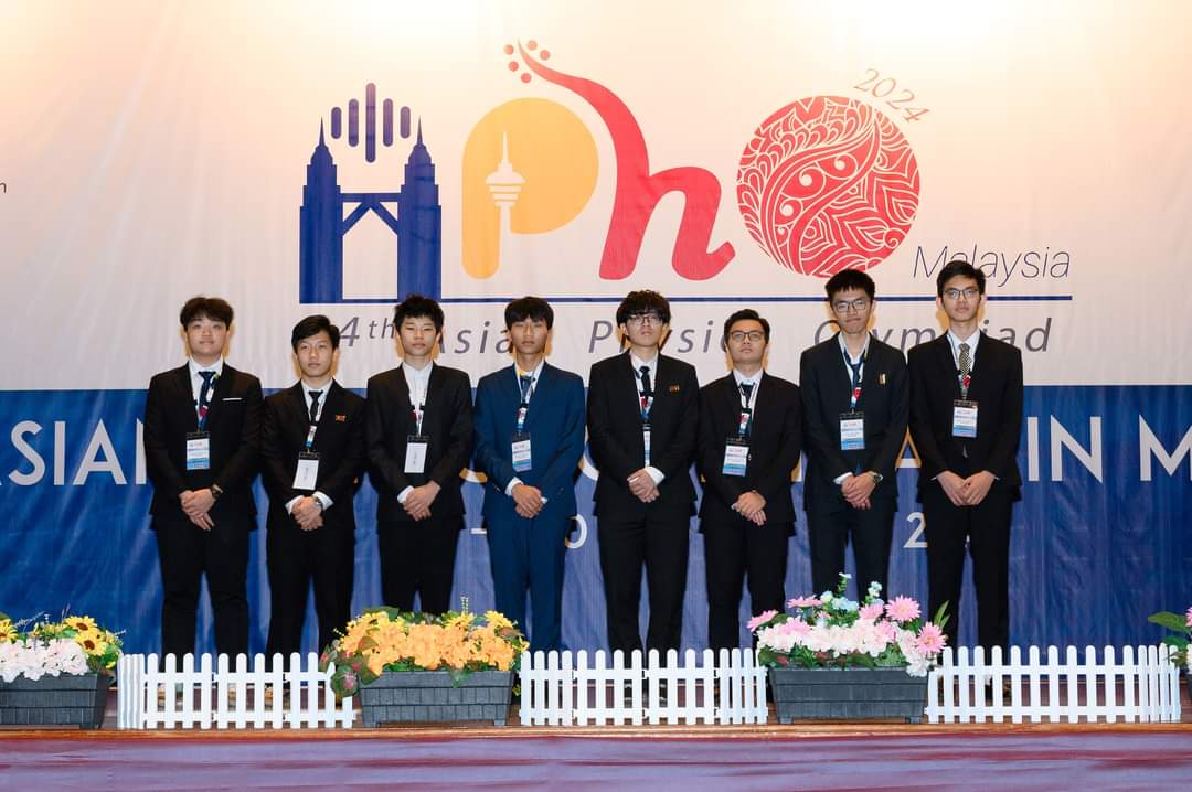 Việt Nam đoạt 8 Huy chương Olympic Vật lý Châu Á (APhO) năm 2024 - Ảnh 1.