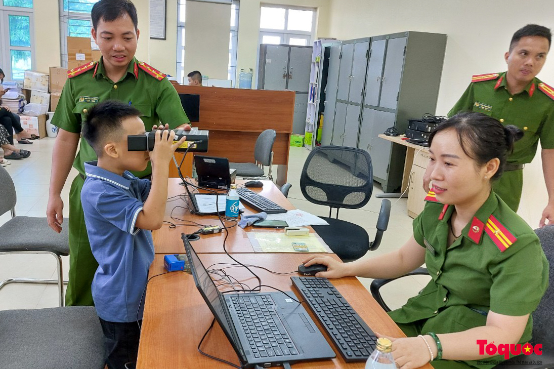 Quy trình cấp thẻ căn cước cho người dưới 6 tuổi ở Hà Nội - Ảnh 8.