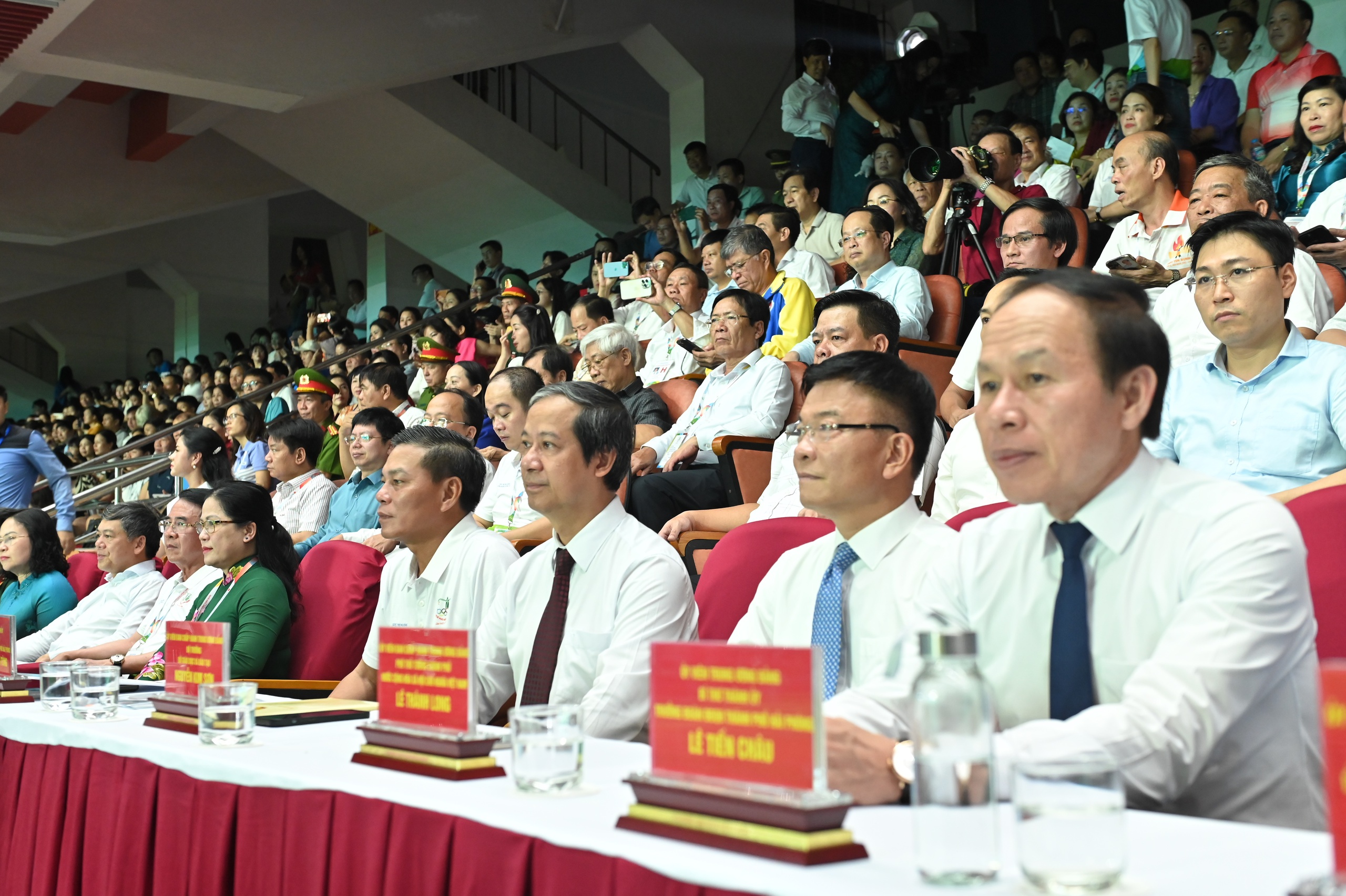 2024 yılında 10. Ulusal Phu Dong Spor Festivali'nin resmi açılışı - Fotoğraf 3. Chính thức khai mạc Hội khoẻ Phù Đổng toàn quốc lần thứ X năm 2024 - Ảnh 3.