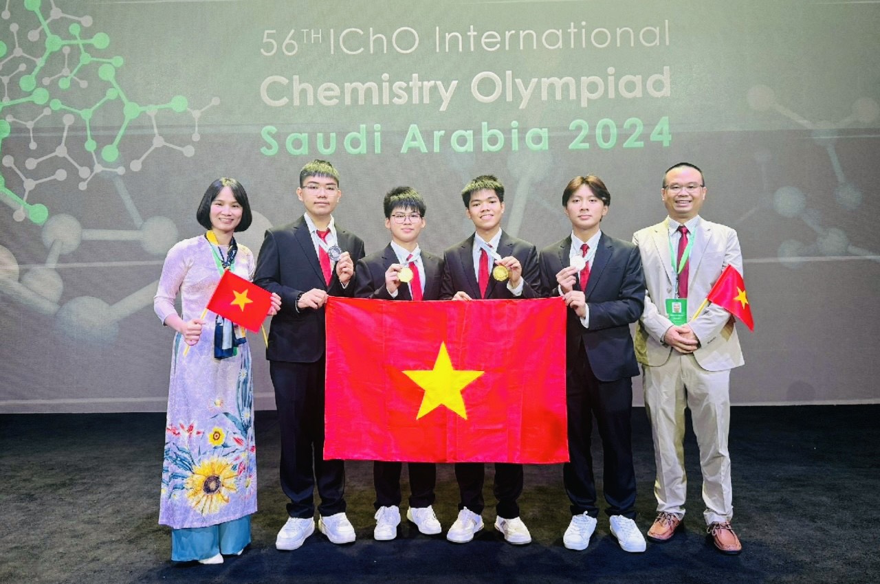 Việt Nam giành 3 HCV, 1 HCB Olympic Hóa học quốc tế năm 2024 - Ảnh 1.