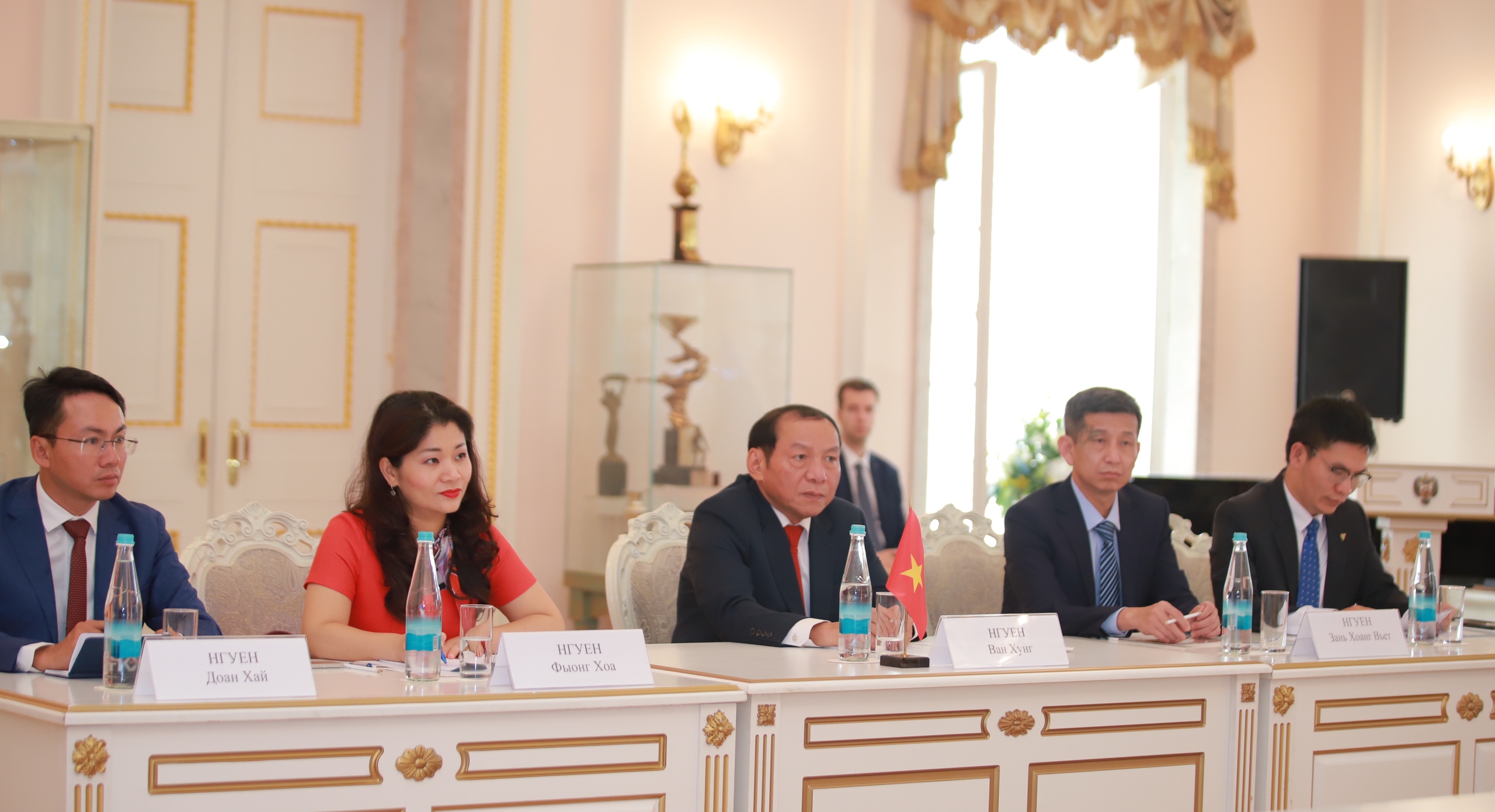 Bộ trưởng Nguyễn Văn Hùng: Đẩy mạnh hợp tác thể thao Việt Nam - Nga theo hướng có trọng tâm, trọng điểm, cùng phát triển - Ảnh 3.
