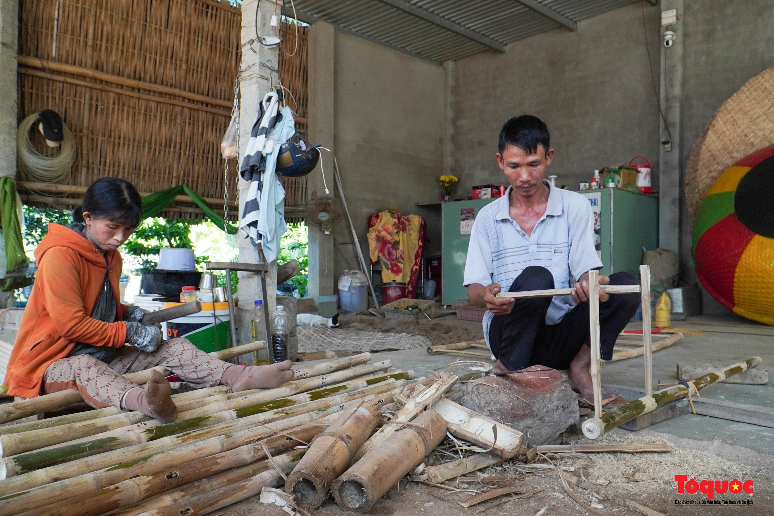 Khám phá nghề làm thúng chai “đi Tây” ở Phú Yên - Ảnh 3.