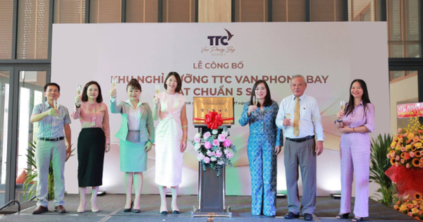 TTC Van Phong Bay Resort công bố quyết định đạt chuẩn 5 sao - Ảnh 1.