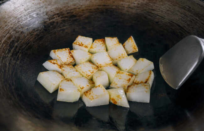 braised-winter-melon-6-650x418-17225384039741370211115-1722538818252-1722538818377410241888.jpg