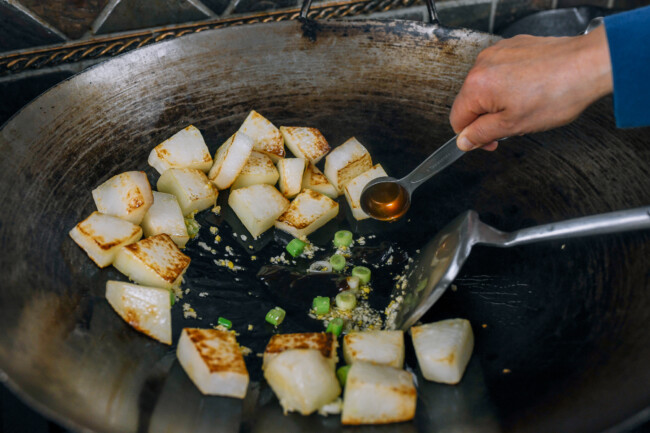 braised-winter-melon-8-650x433-17225384039741864281003-1722538819588-17225388197201445072007.jpg