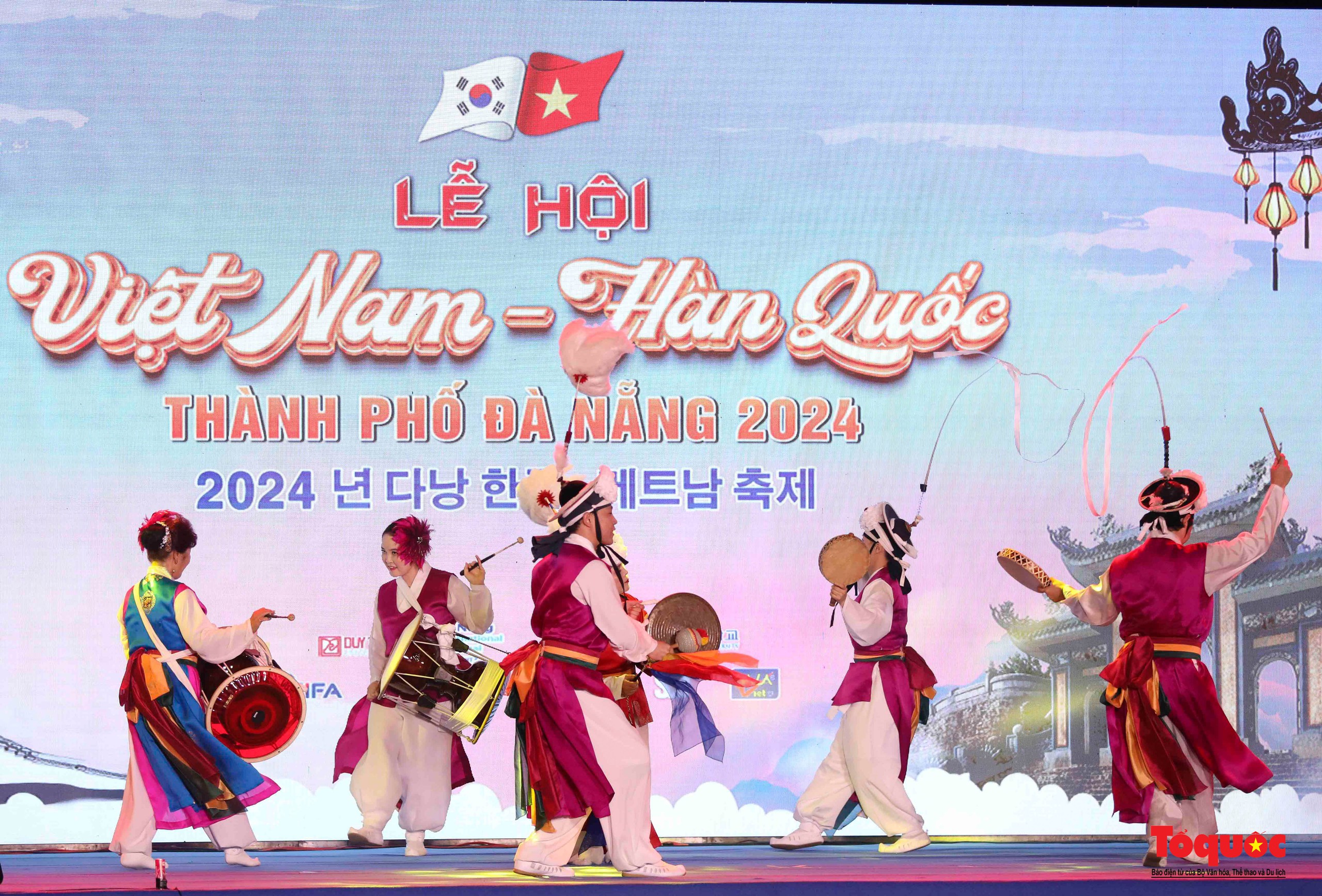 Slavnostní zahájení Vietnamsko-korejského festivalu - Foto 7. Khai mạc lễ hội Việt Nam – Hàn Quốc - Ảnh 7.