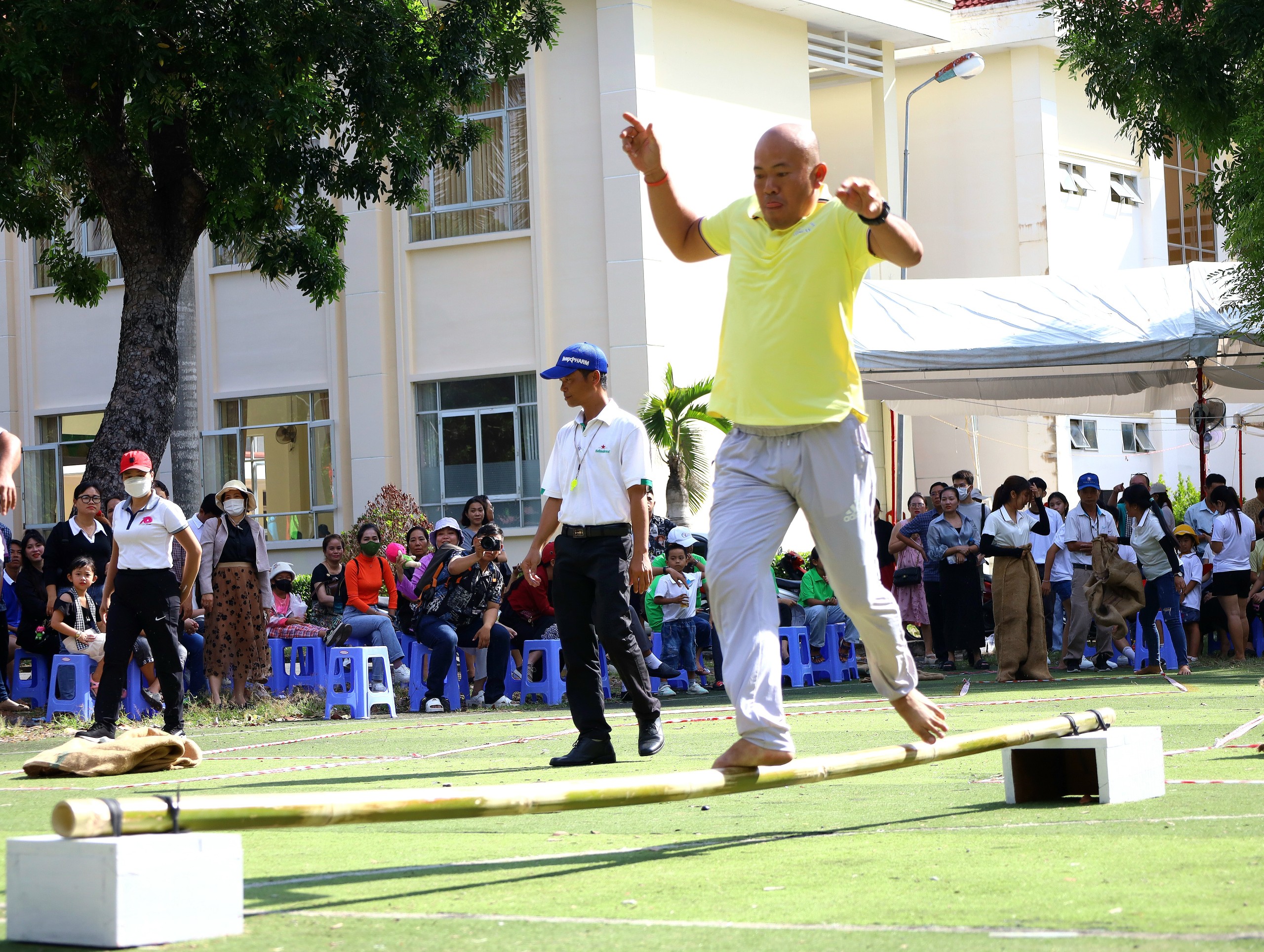 Atividades emocionantes e úteis no Festival das Famílias Típicas nas províncias e cidades da região Sudoeste - Foto 5. Sôi nổi các hoạt động bổ ích tại Ngày hội Gia đình tiêu biểu các tỉnh, thành phố miền Tây Nam Bộ - Ảnh 5.