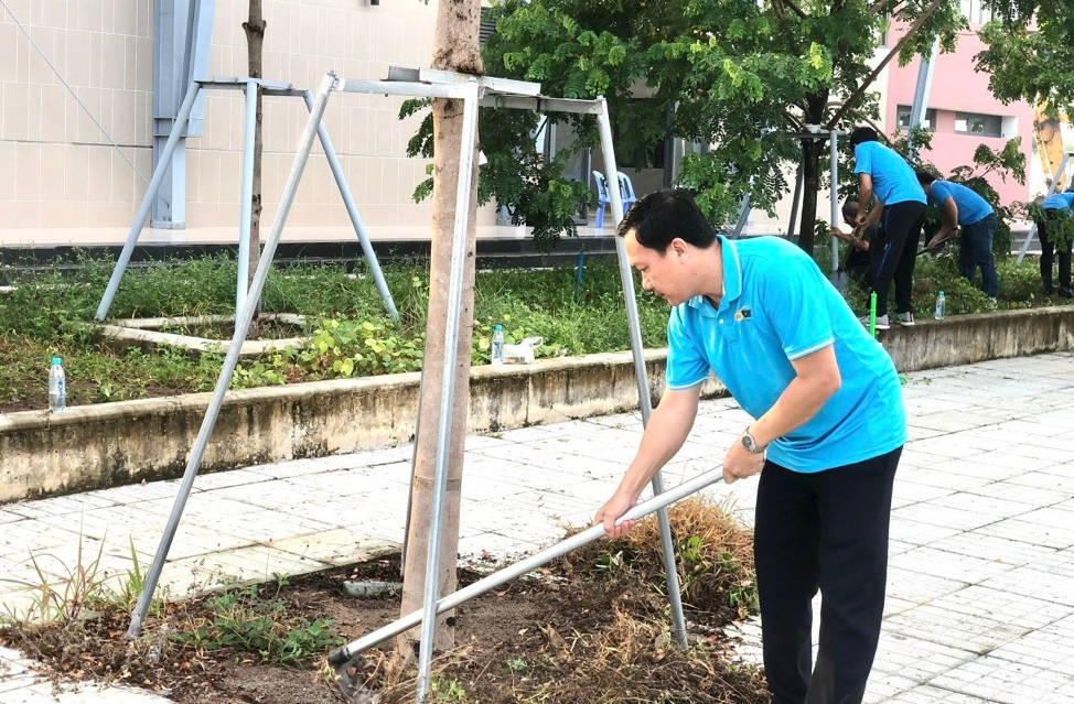 Binh Duong menyelenggarakan peluncuran  Bình Dương tổ chức Ra quân “Ngày thứ Bảy văn minh”  - Ảnh 2.