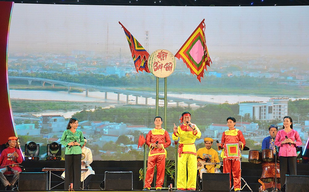 Hội thi diễn xướng dân gian văn hóa các dân tộc khích lệ  công tác bảo tồn, phát huy các giá trị văn hóa truyền thống - Ảnh 3. Hội thi diễn xướng dân gian văn hóa các dân tộc khích lệ  công tác bảo tồn, phát huy các giá trị văn hóa truyền thống - Ảnh 3.