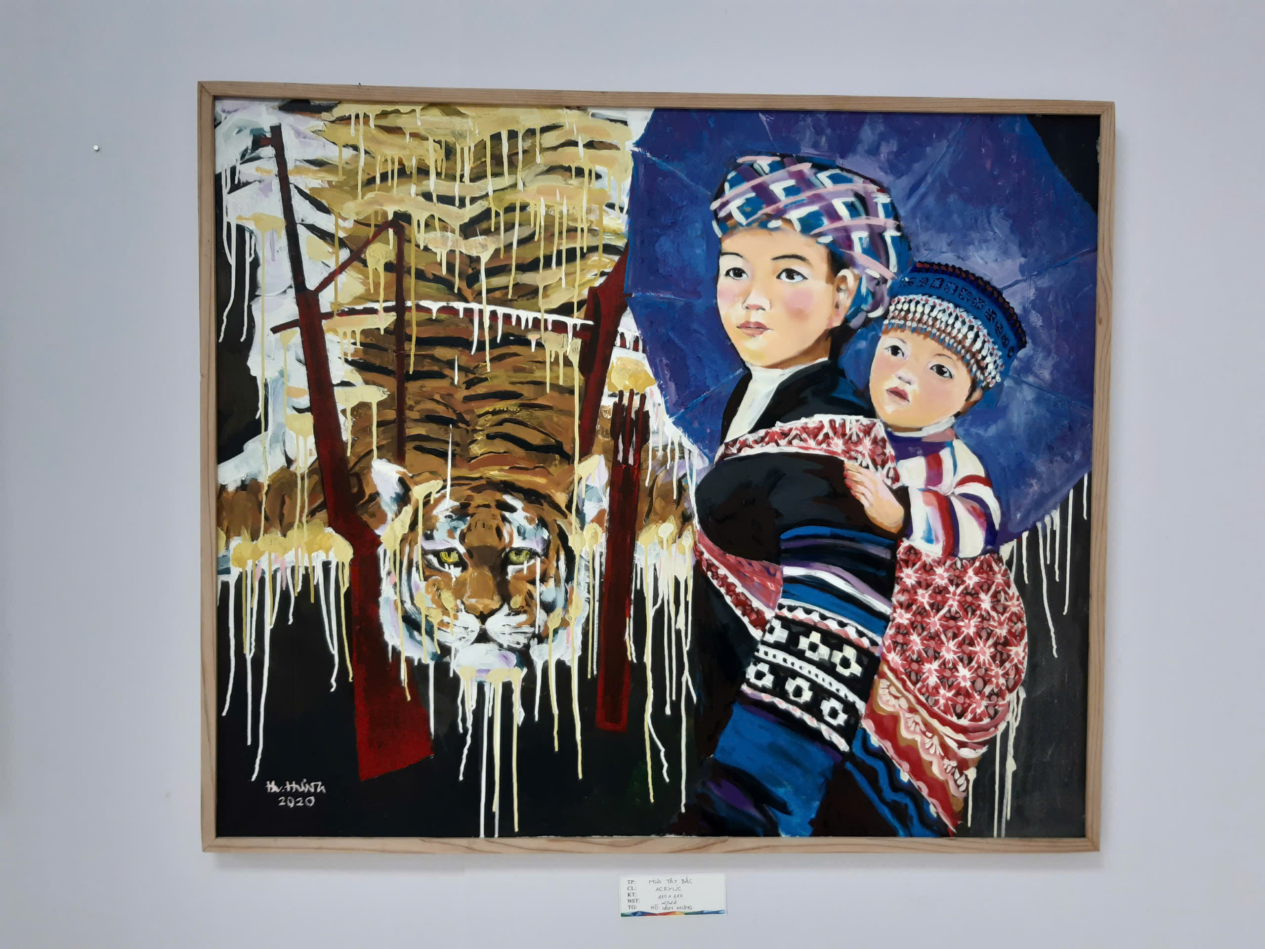 Продвижение красок Запада в городе Хюэ - Фото 4. Quảng bá sắc màu miền Tây tại TP Huế - Ảnh 4.