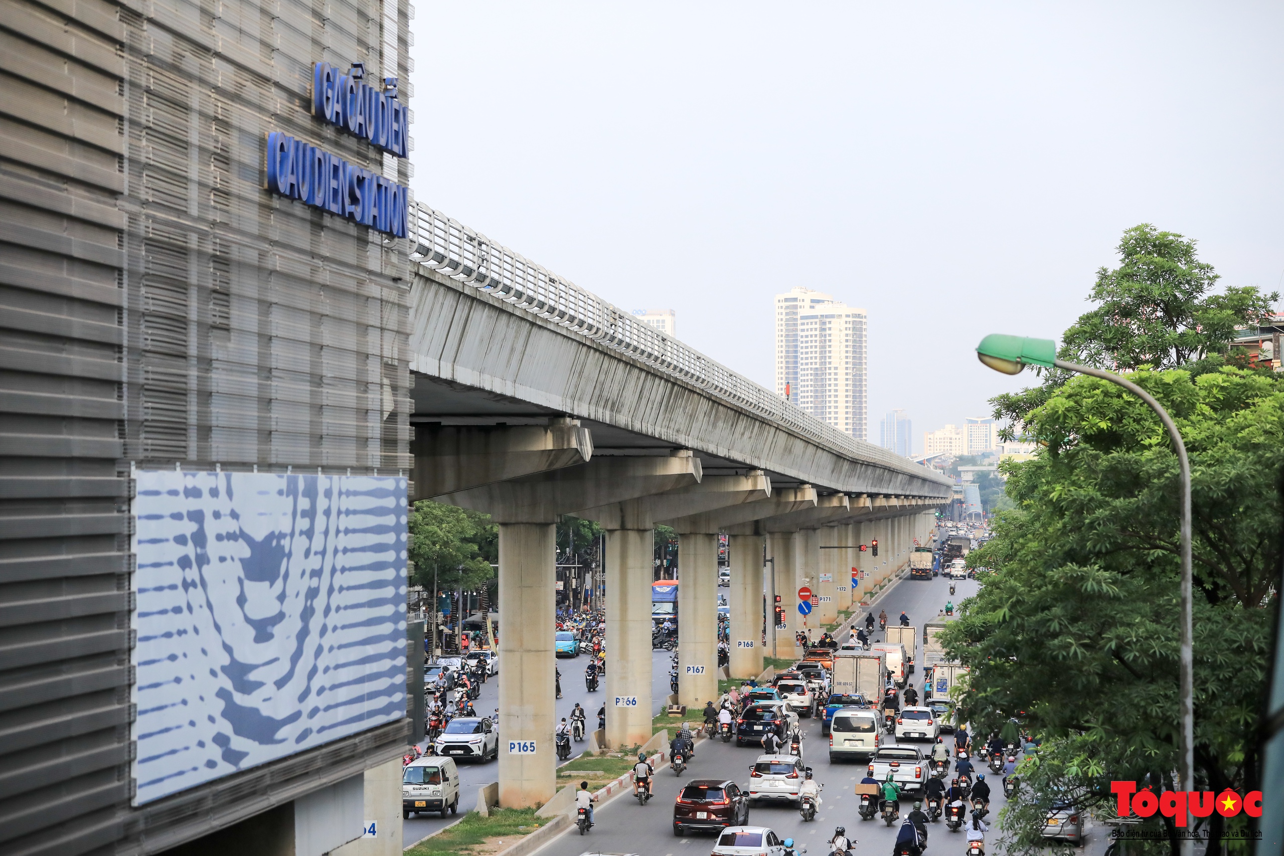 Khám phá họa tiết độc đáo trên từng nhà ga Metro Nhổn - Ga Hà Nội - Ảnh 2.