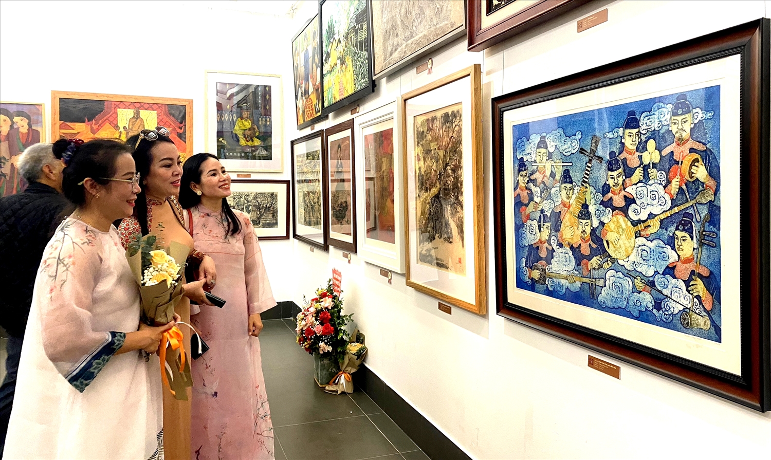युवा लेखकों के लिए द्वितीय वियतनाम सांस्कृतिक विरासत चित्रकला प्रतियोगिता - फोटो 2. Cuộc thi vẽ tranh Di sản văn hóa Việt Nam qua hội họa lần thứ II hướng tới tác giả trẻ - Ảnh 2.