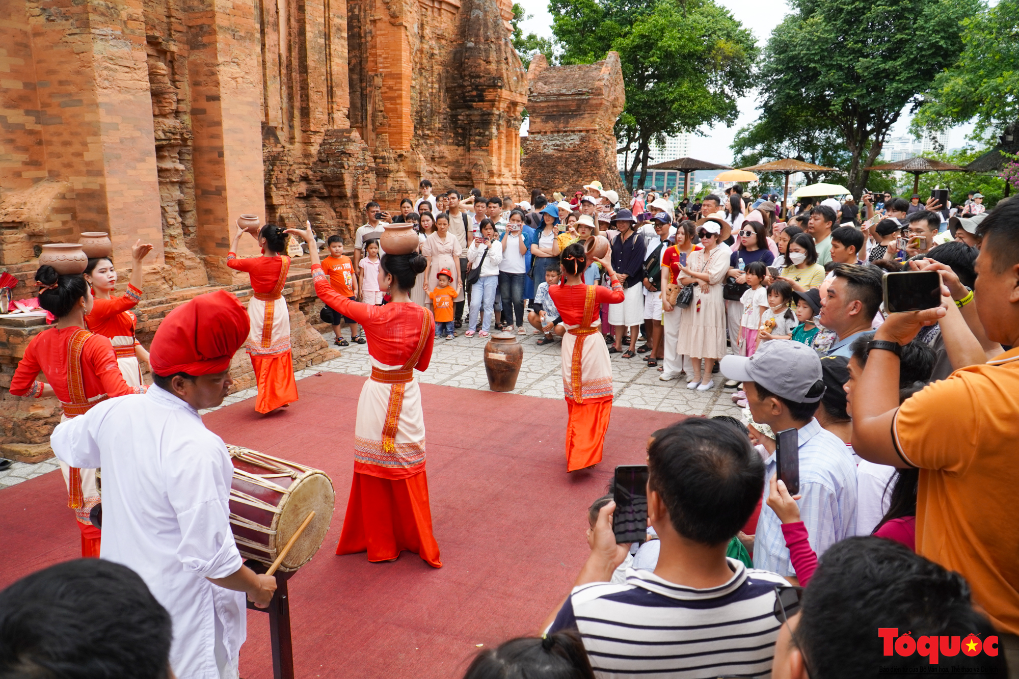 Tour biển đảo và các điểm du lịch ở Nha Trang hút khách dịp 2/9 - Ảnh 8.