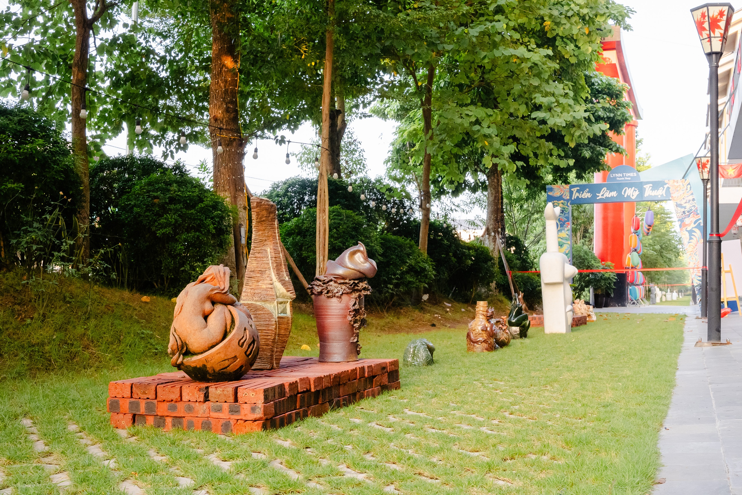 Vietnamese art village - spreading cultural values imbued with Vietnamese identity - Photo 3. Làng nghệ thuật Việt Nam – lan tỏa các giá trị văn hóa mang đậm bản sắc Việt  - Ảnh 3.