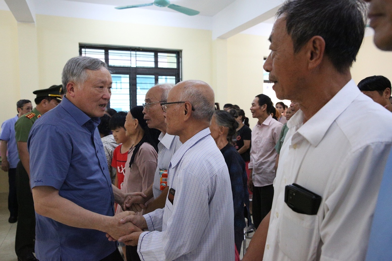 &quot;Cứu dân là ưu tiên cao nhất&quot; với các địa phương bị ảnh hưởng bởi bão lũ - Ảnh 4.