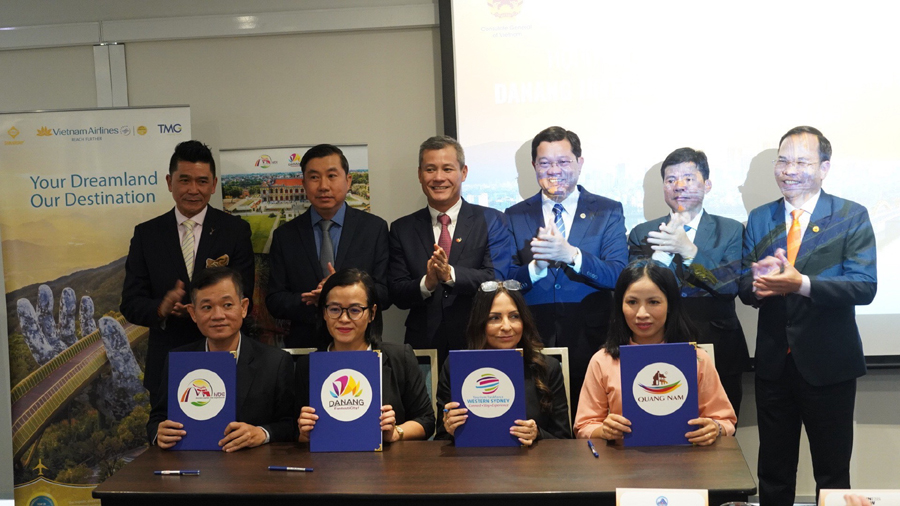 ទីក្រុង Da Nang រៀបចំសន្និសីទជំរុញការវិនិយោគ និងទេសចរណ៍នៅទីក្រុងស៊ីដនី (អូស្ត្រាលី) - រូបថត ៤. Đà Nẵng tổ chức Hội thảo Xúc tiến đầu tư và du lịch tại Sydney (Úc) - Ảnh 4.
