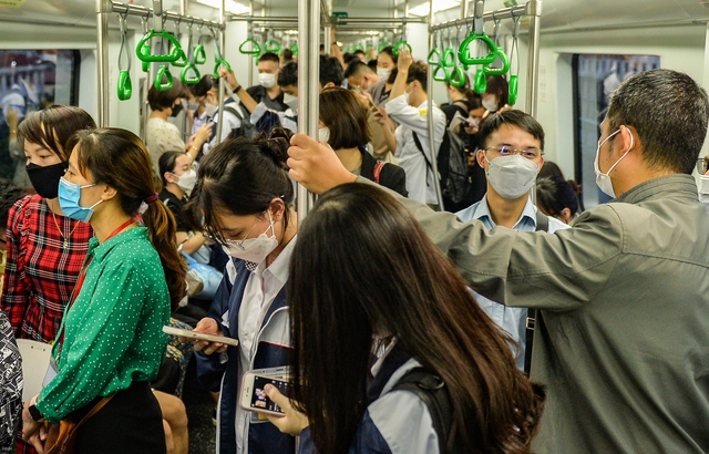 Tìm ra giải pháp để xe buýt, metro Hà Nội thêm hút khách - Ảnh 3.