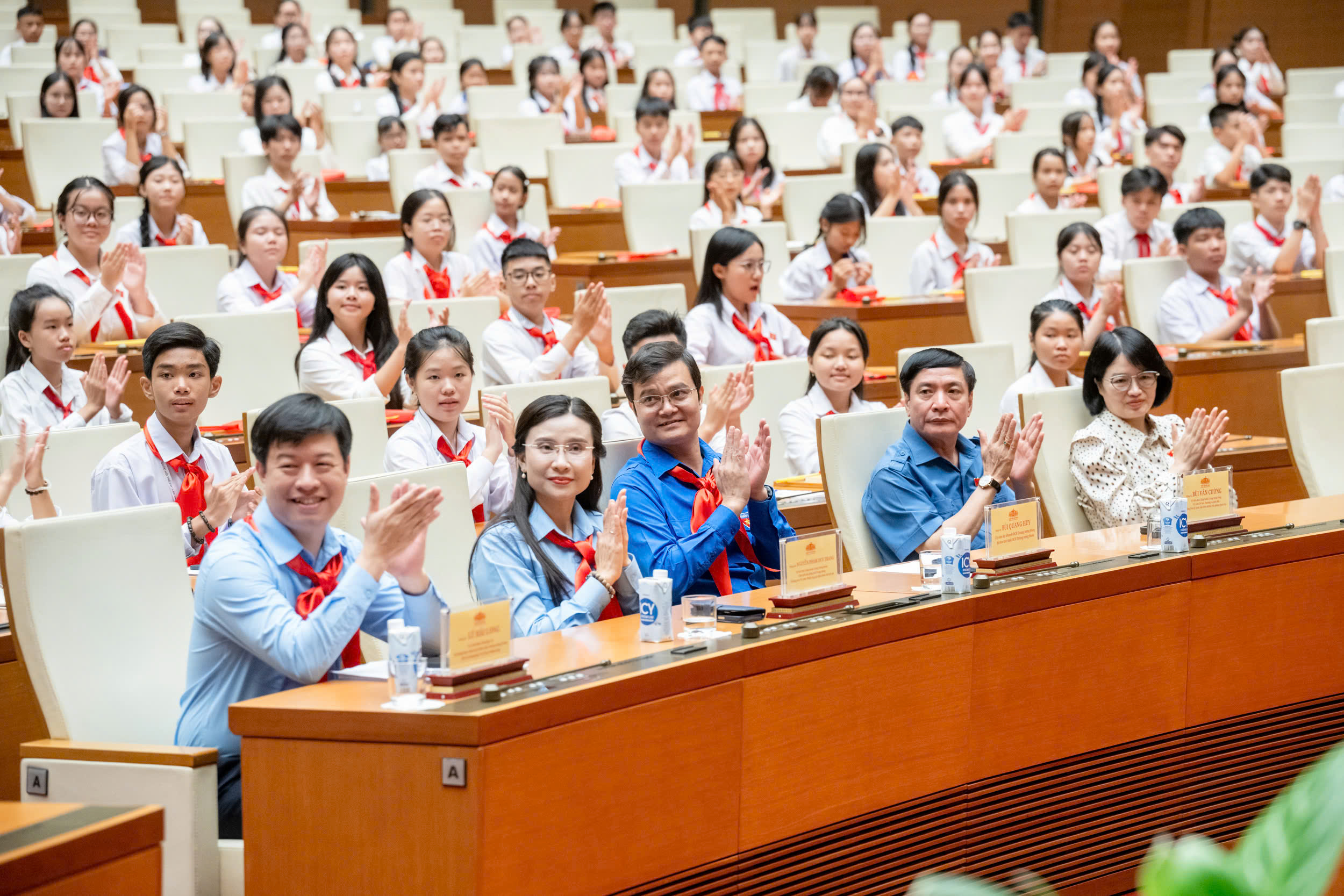 Khai mạc Phiên họp giả định &quot;Quốc hội trẻ em&quot; lần thứ II, năm 2024 - Ảnh 5.