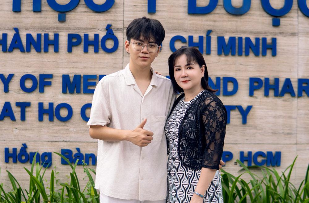 Tân sinh viên ĐH Y Dược – Người tiếp nối truyền thống y khoa “khủng” của gia đình - Ảnh 3.