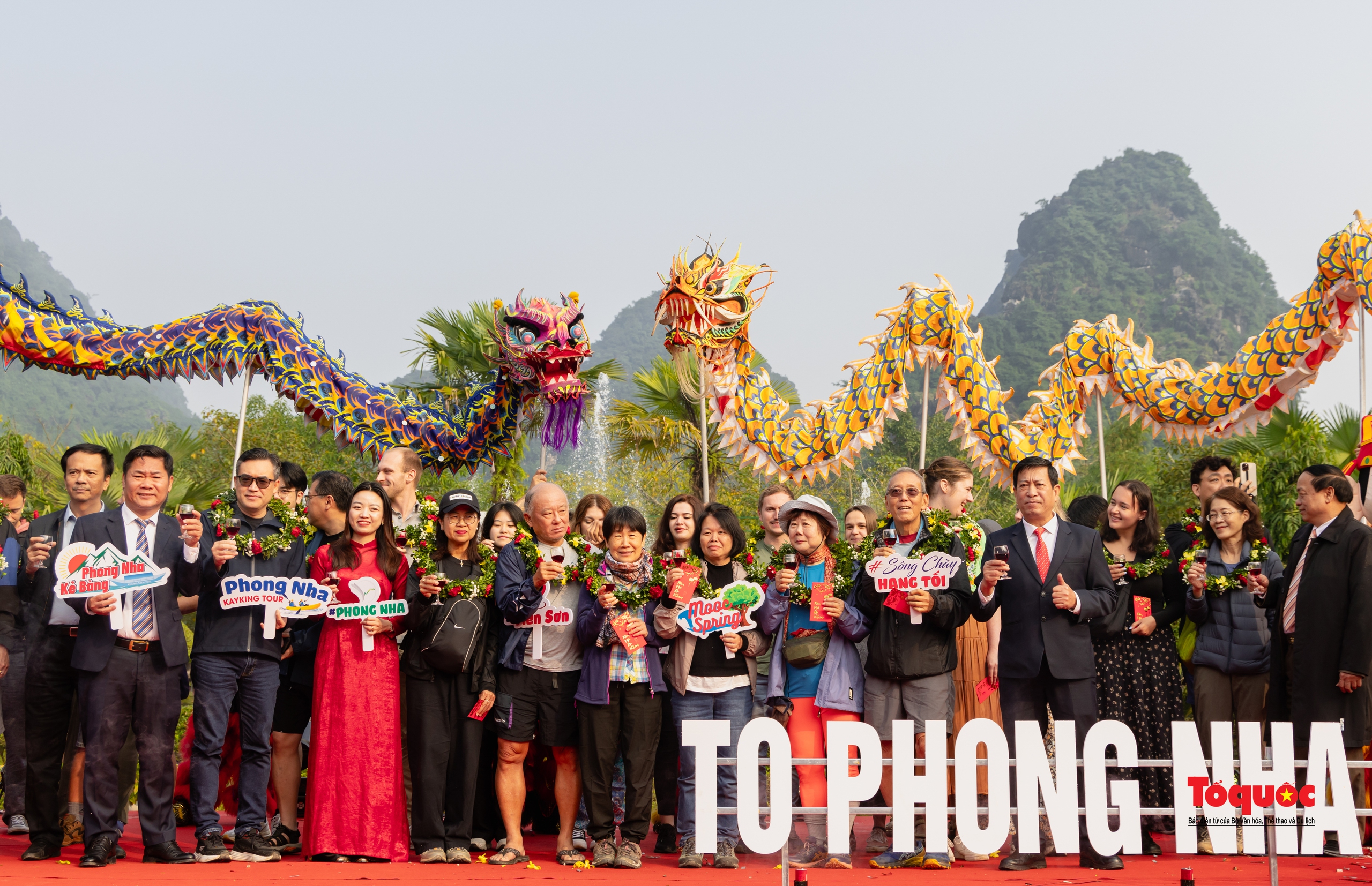 Du lịch Quảng Bình kỳ vọng phát triển ấn tượng trong năm 2025 - Ảnh 1. Du lịch Quảng Bình kỳ vọng phát triển ấn tượng trong năm 2025 - Ảnh 1.