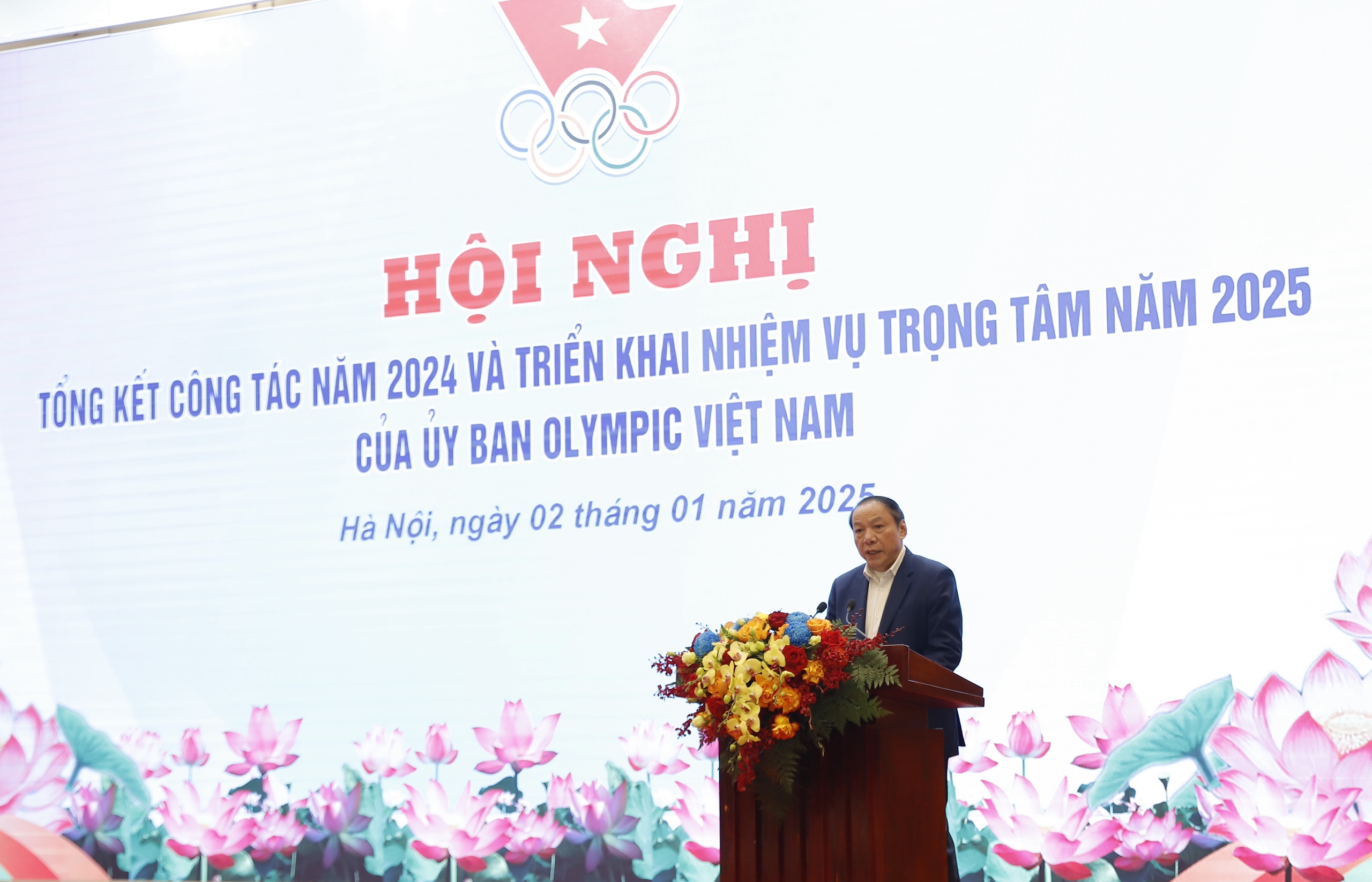 Bộ trưởng Nguyễn Văn Hùng: Thể thao muốn nhanh hơn, xa hơi, cao hơn thì nghị lực phải lớn hơn, ý chí phải cao hơn, quyết tâm phải mạnh hơn - Ảnh 4.