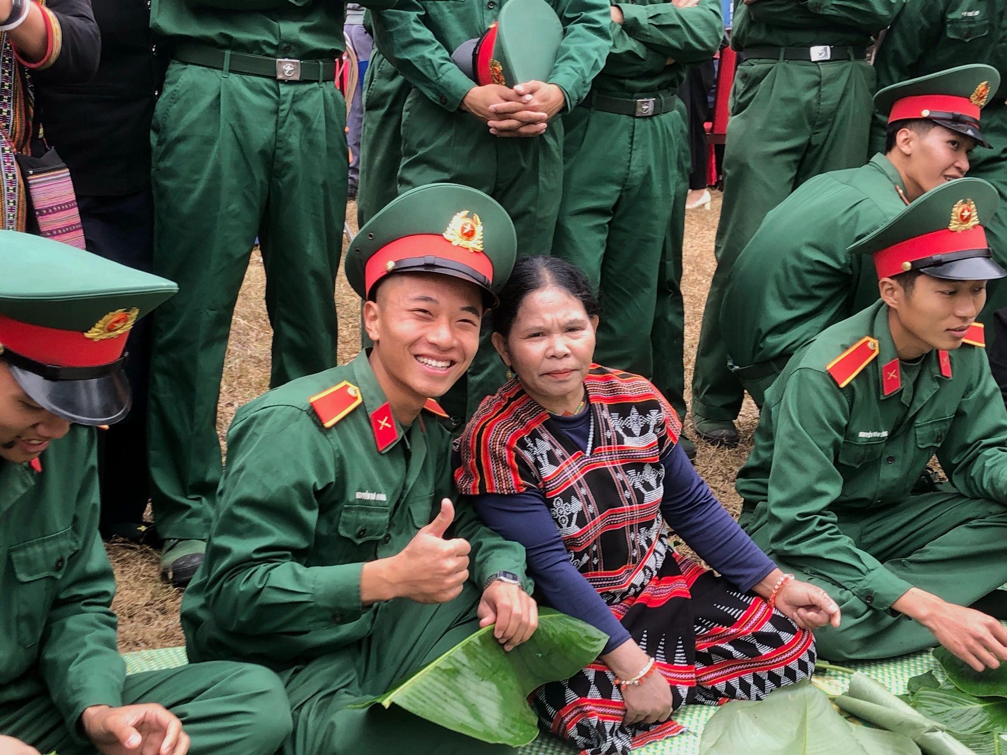 បរិយាកាសនិទាឃរដូវដ៏កក់ក្តៅពីកម្មវិធី Xuân ấm áp từ chương trình