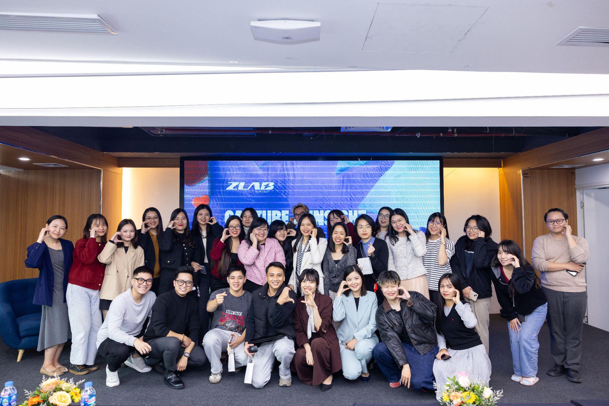 Capture Z-insight for 2025: Bức tranh toàn cảnh về Gen Z năm 2024 và dự báo xu hướng nổi bật năm 2025 - Ảnh 8.