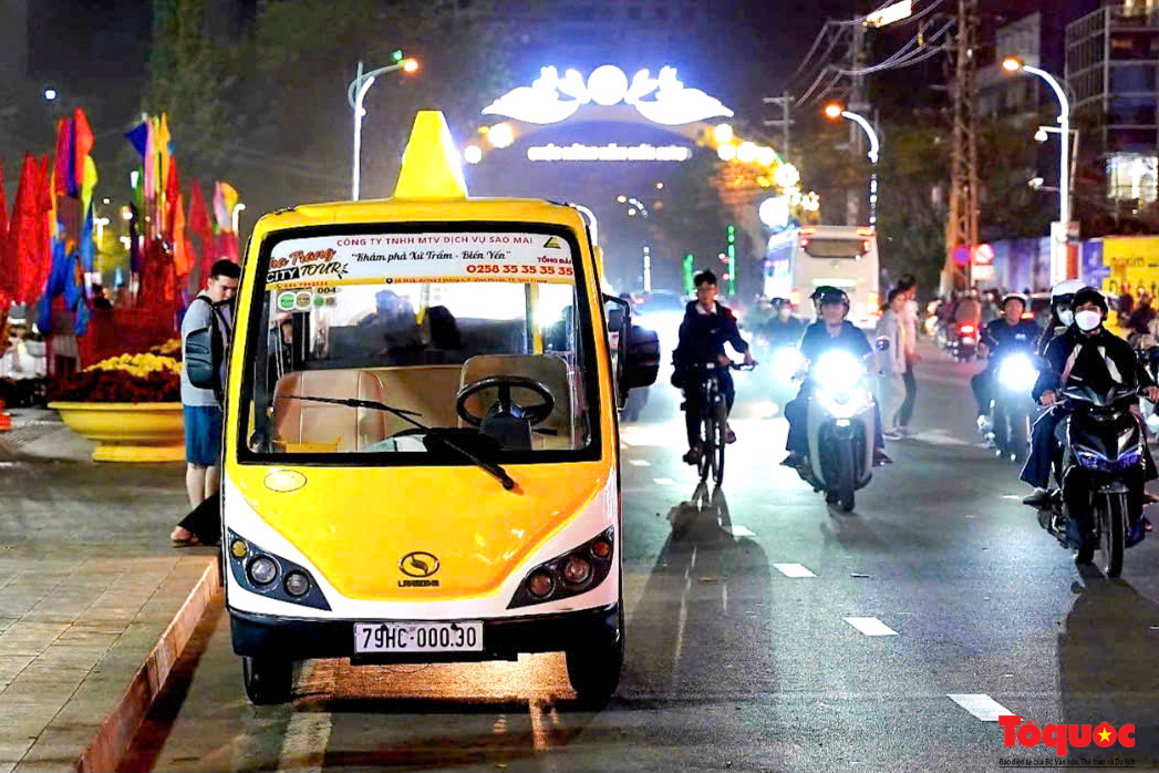 Đà Lạt, Nha Trang ngừng thí điểm hoạt động xe điện du lịch - Ảnh 2. Đà Lạt, Nha Trang ngừng thí điểm hoạt động xe điện du lịch - Ảnh 2.
