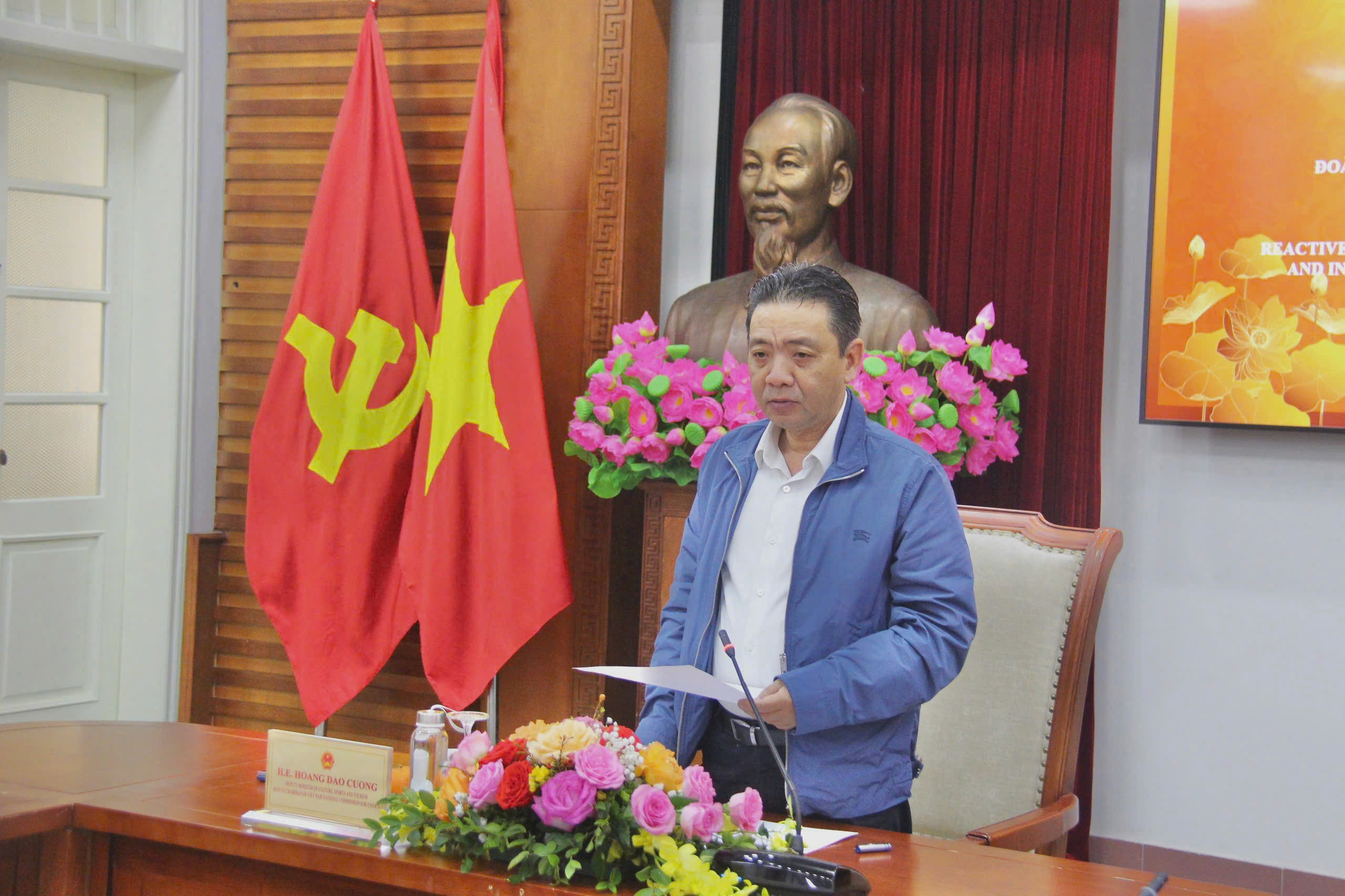Le Vietnam applique sérieusement les réglementations de la Convention du patrimoine mondial - Photo 2. Việt Nam nghiêm túc thực hiện các quy định của Công ước Di sản Thế giới - Ảnh 2.
