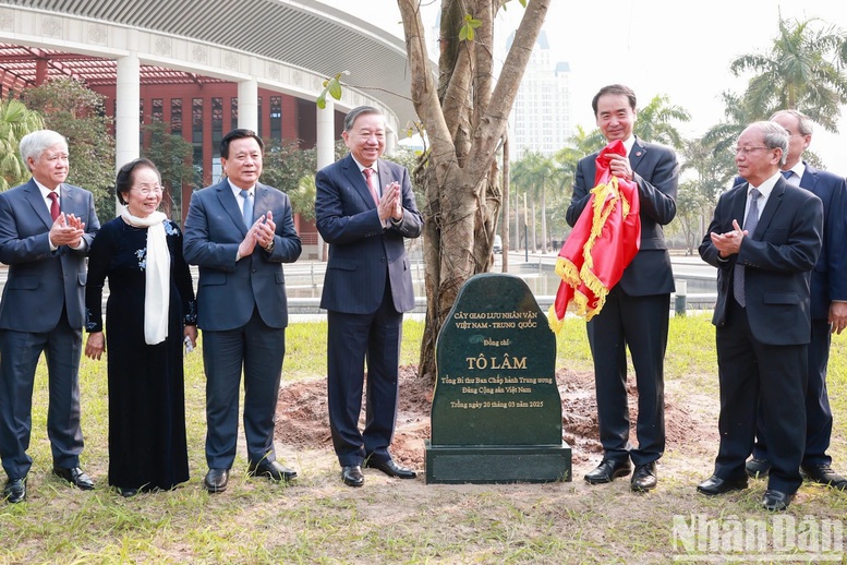 Thế hệ trẻ là lực lượng nòng cốt đưa quan hệ Việt-Trung phát triển tốt đẹp, hiệu quả, bền vững lâu dài - Ảnh 8.