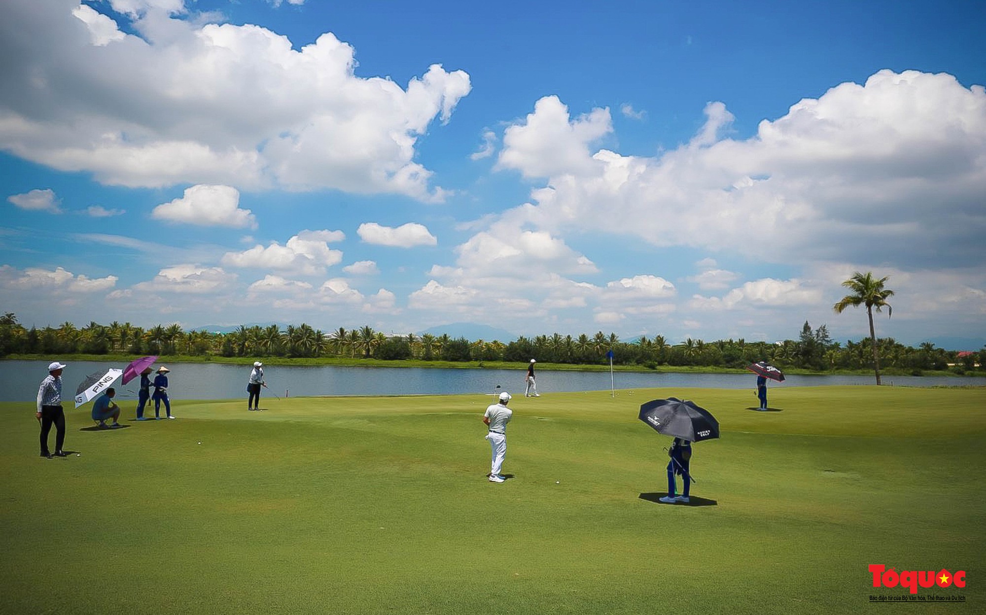 Đại hội Du lịch Golf châu Á 2025 diễn ra tại Đà Nẵng - Ảnh 1. Đại hội Du lịch Golf châu Á 2025 diễn ra tại Đà Nẵng - Ảnh 1.