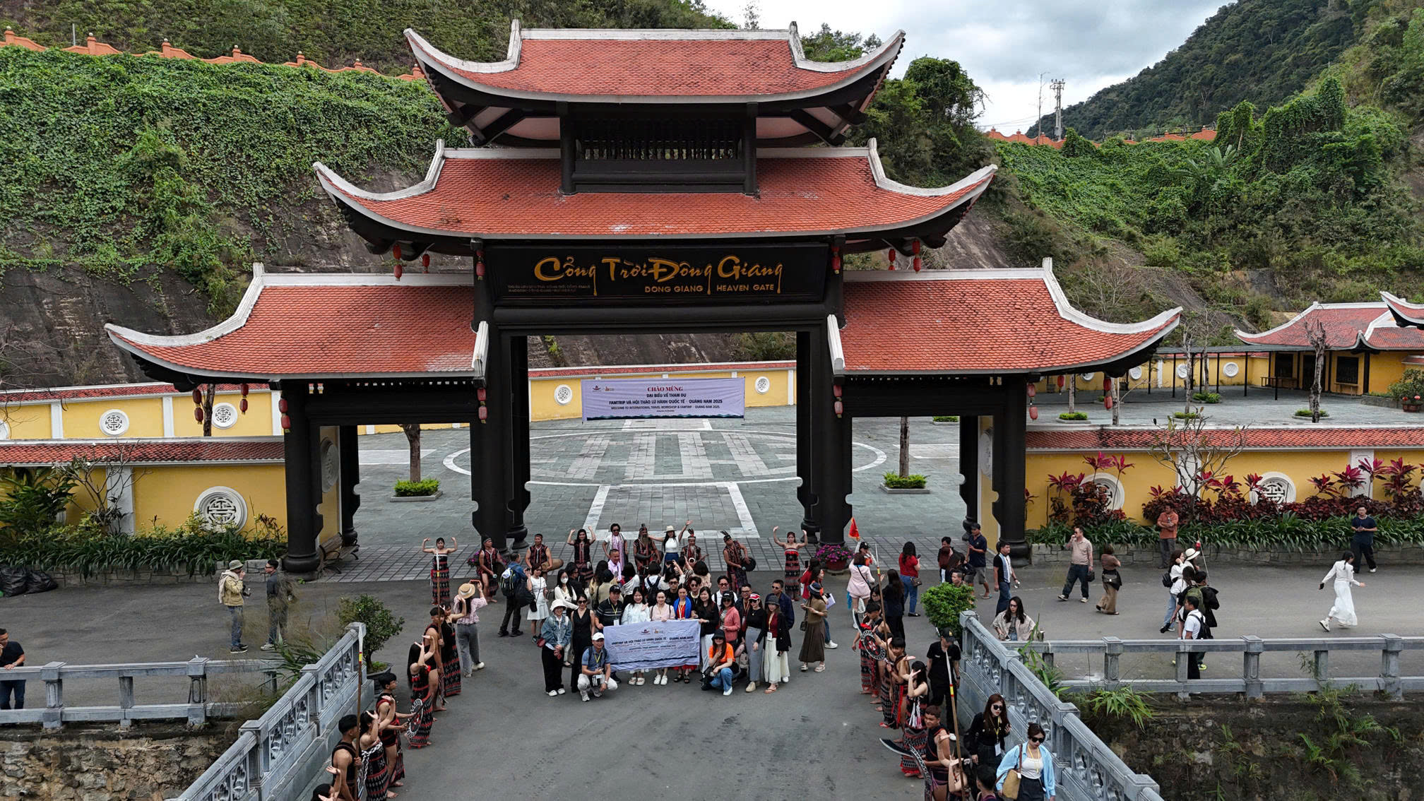 Hoi An – My Son – Dong Giang Heaven Gate Heritage Route: Wo Natur und Kultur verschmelzen – Foto 8. Cung đường di sản Hội An – Mỹ Sơn – Cổng trời Đông Giang: Nơi thiên nhiên giao hòa cùng văn hóa - Ảnh 8.