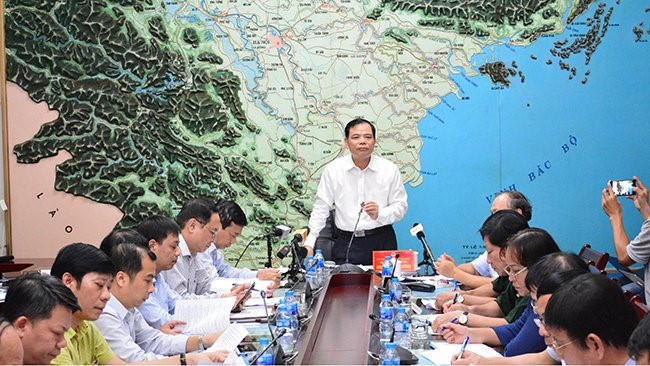 Đồng chí Nguyễn Xuân Cường, Bộ trưởng Nông nghiệp và Phát triển Nông thôn, Trưởng ban BCĐ TƯ về PCTT phát biểu tại cuộc họp.