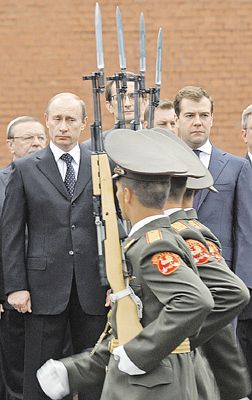 D.Medvedev - V.Putin, bộ đôi ăn ý